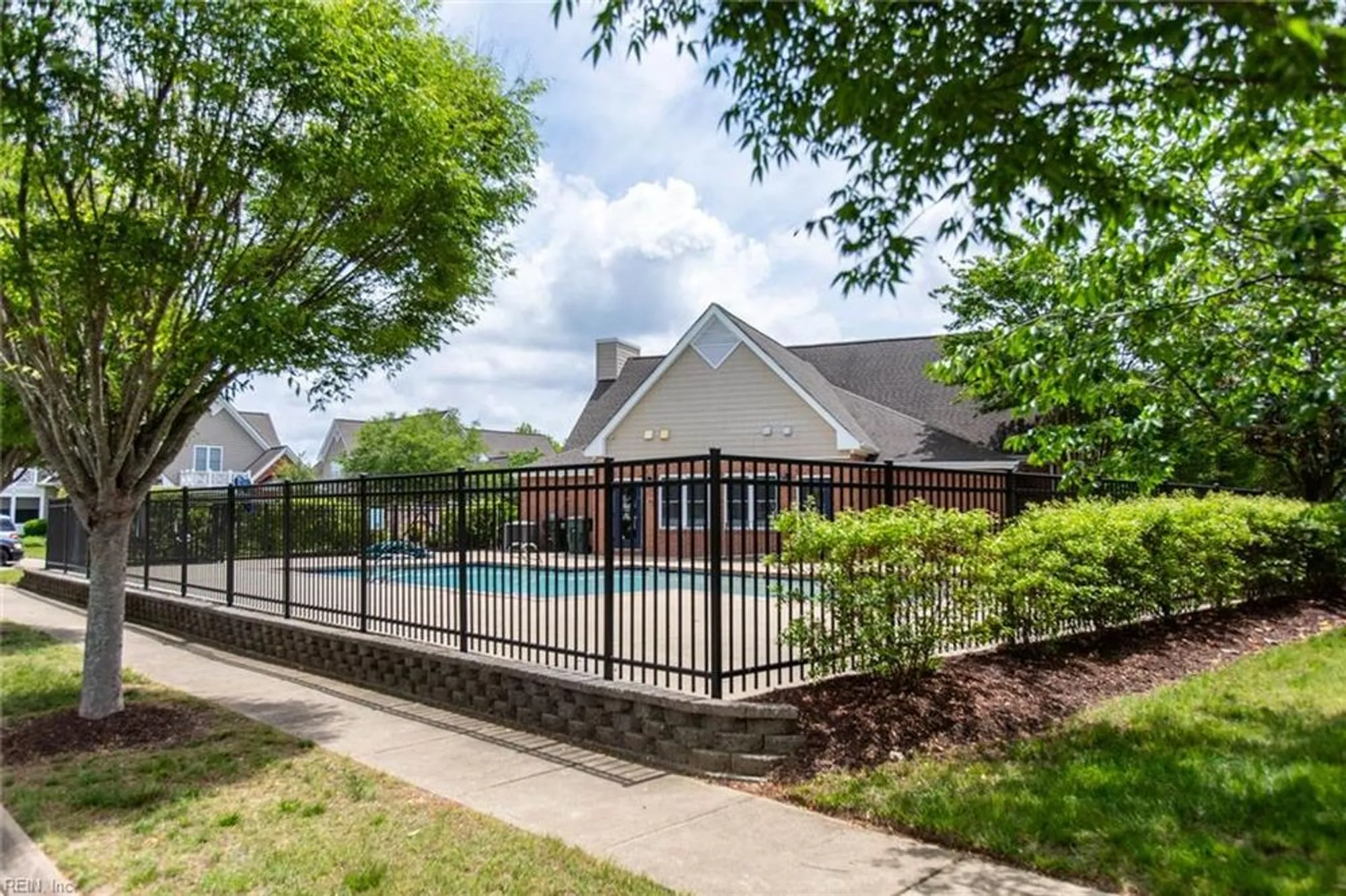 Property Slideshow image 42 of 50 | 200 durham st, Smithfield, VA, 23430