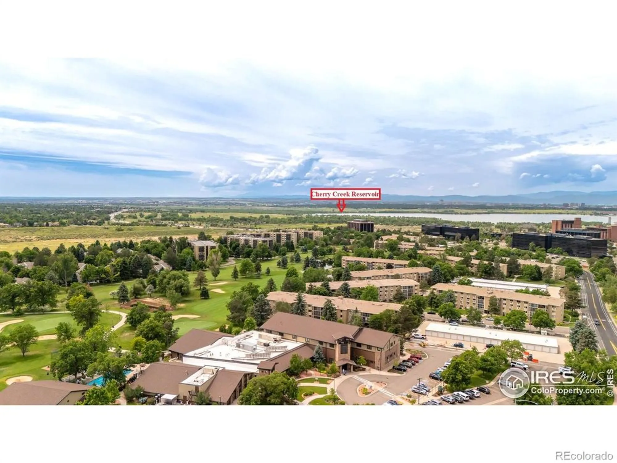 Property Slideshow image 4 of 21 | 3144 s wheeling way 209, Aurora, CO, 80014