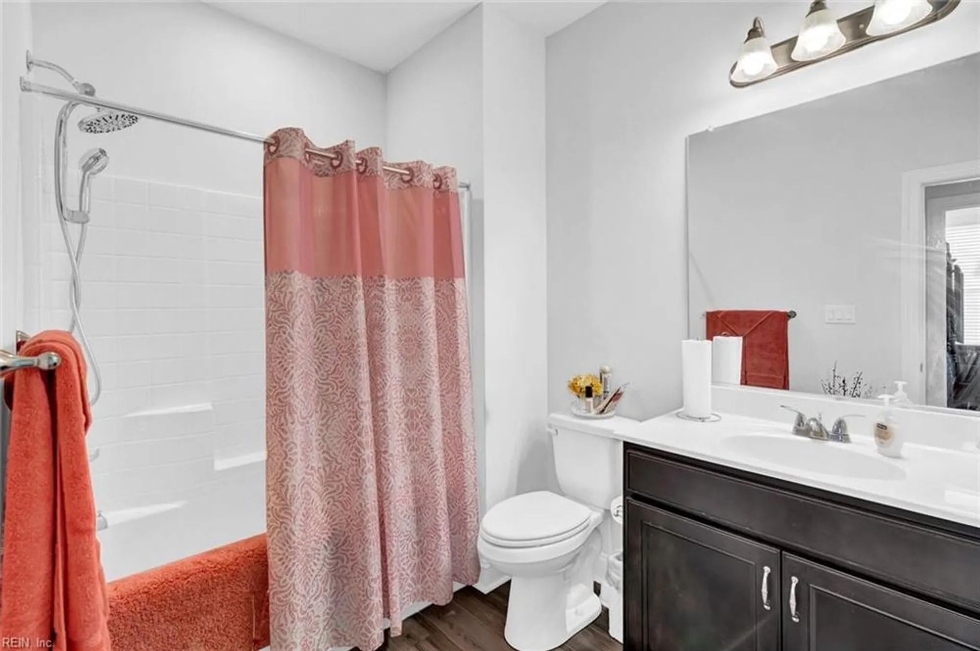 Property Slideshow image 14 of 36 | 936 biltmore way # 37, Chesapeake, VA, 23320