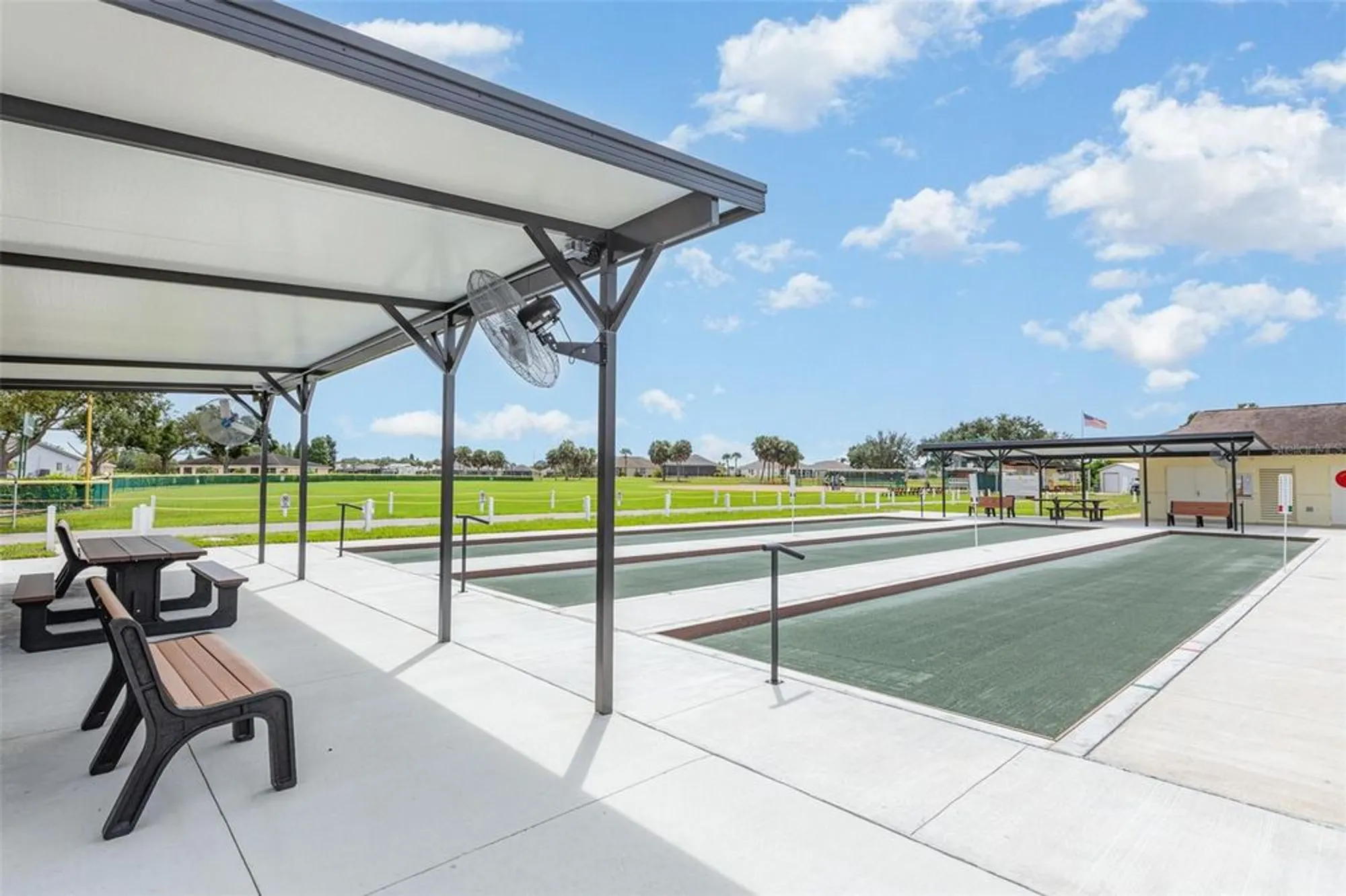 Property Slideshow image 46 of 48 | 305 cranston pl, Sun City Center, FL, 33573