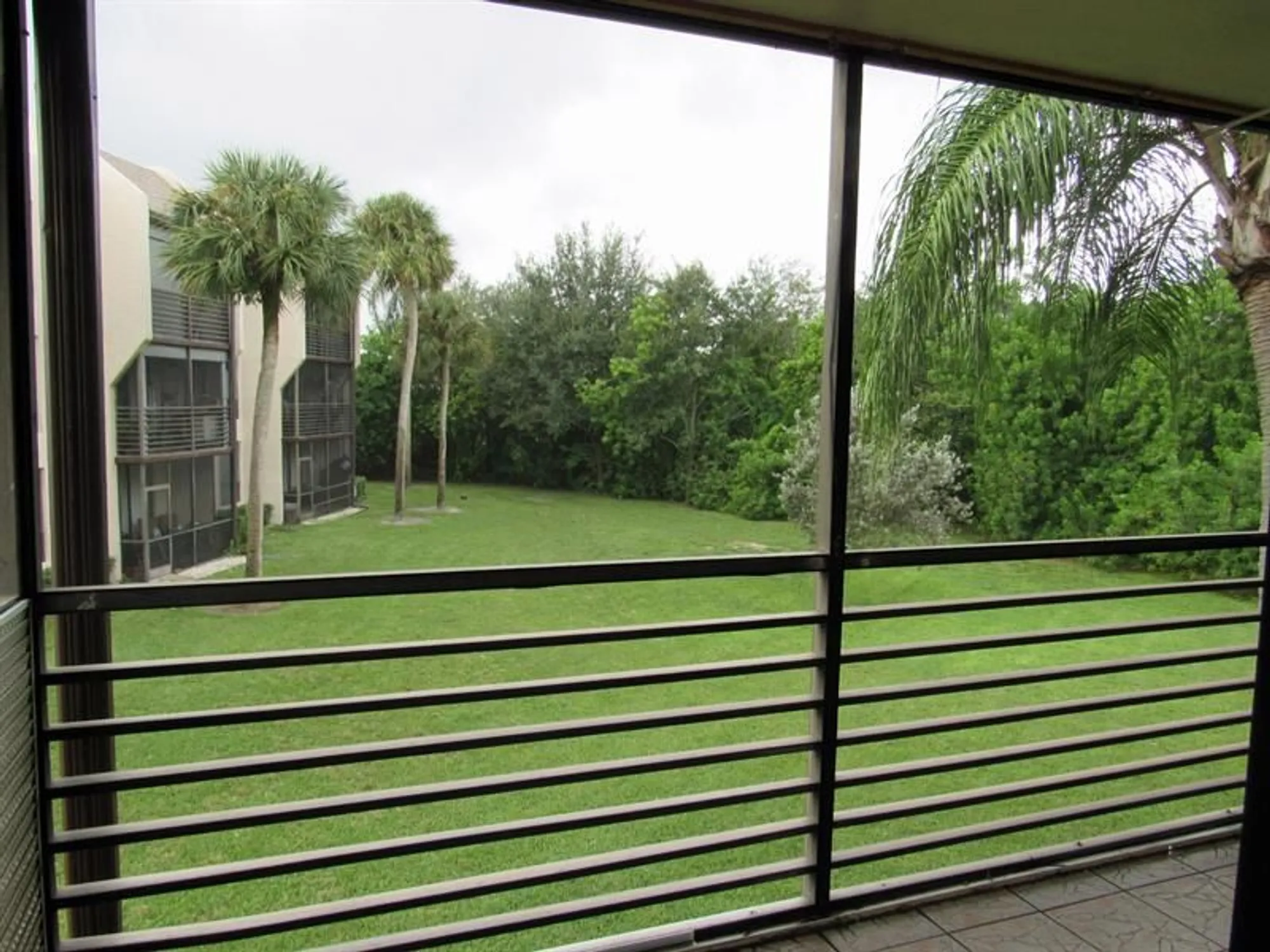 Property Slideshow image 9 of 52 | 6351 n university dr 224, Tamarac, FL, 33321