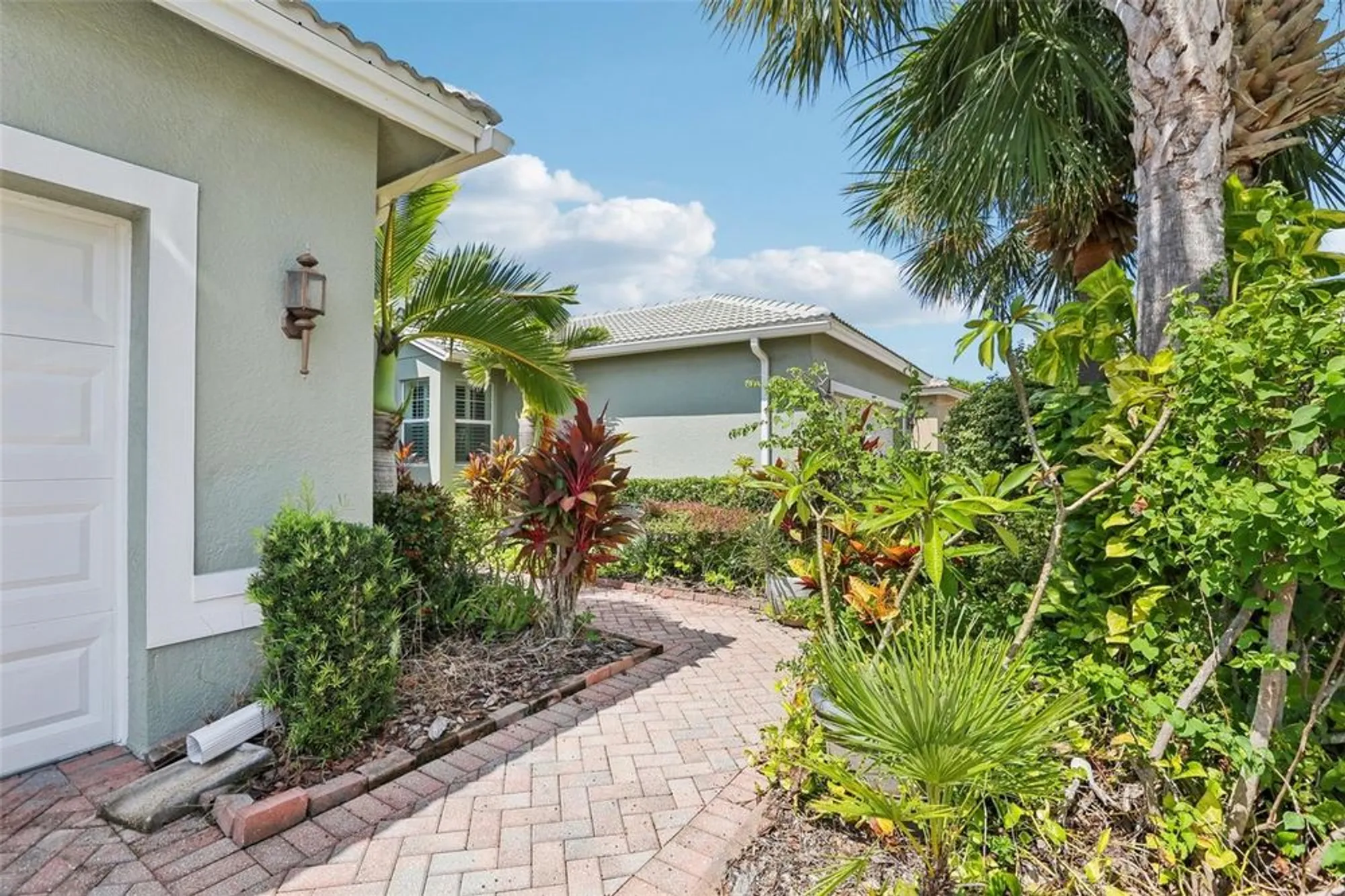 Property Slideshow image 70 of 73 | 15820 aurora lake cir, Wimauma, FL, 33598