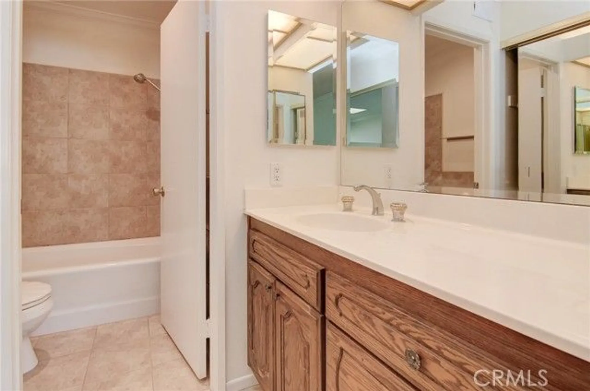 Property Slideshow image 17 of 30 | 8886 plumas cir unit 1124a, Huntington Beach, CA, 92646