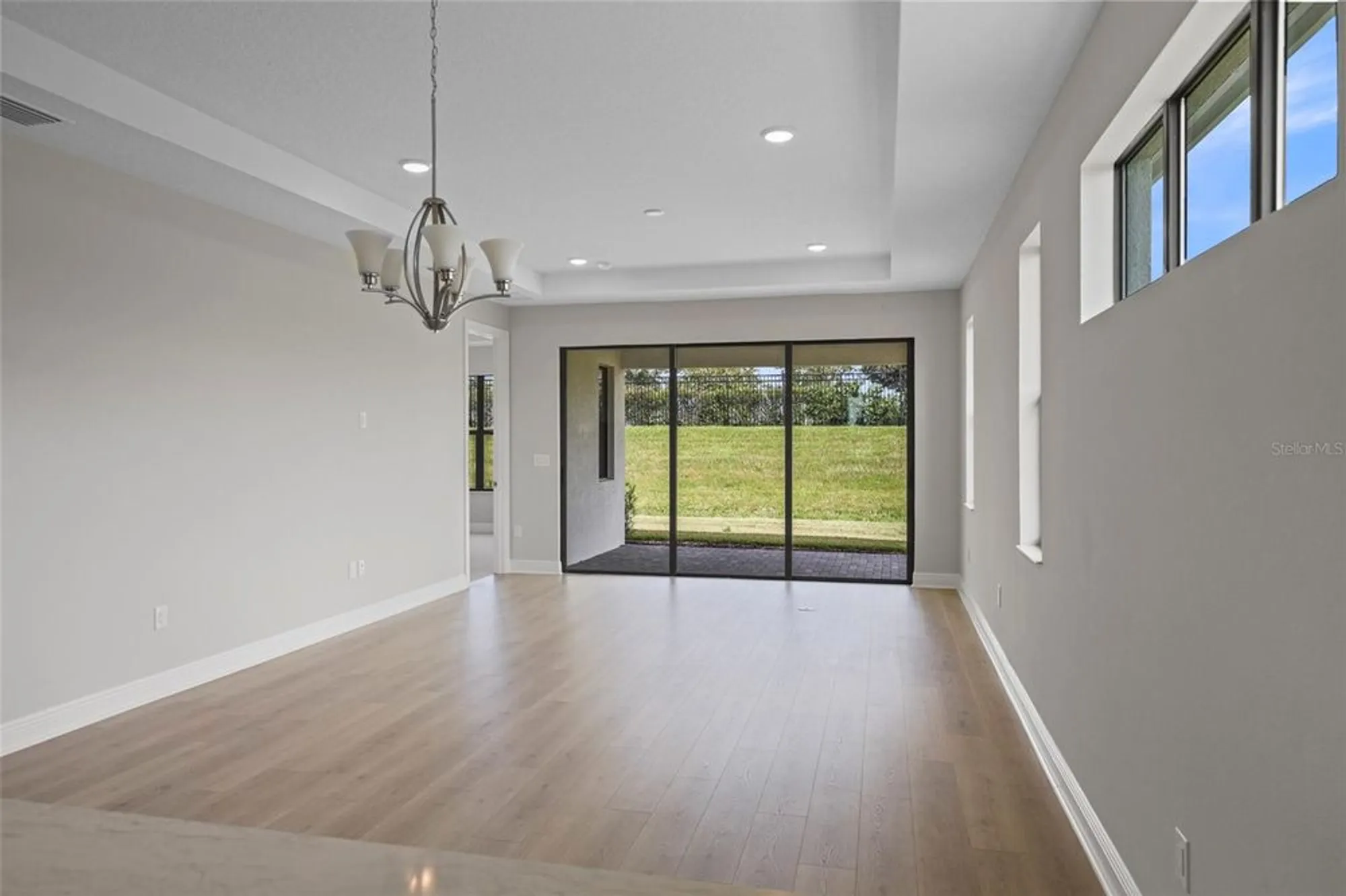 Property Slideshow image 11 of 47 | 18340 rockport pl, Lakewood Ranch, FL, 34211