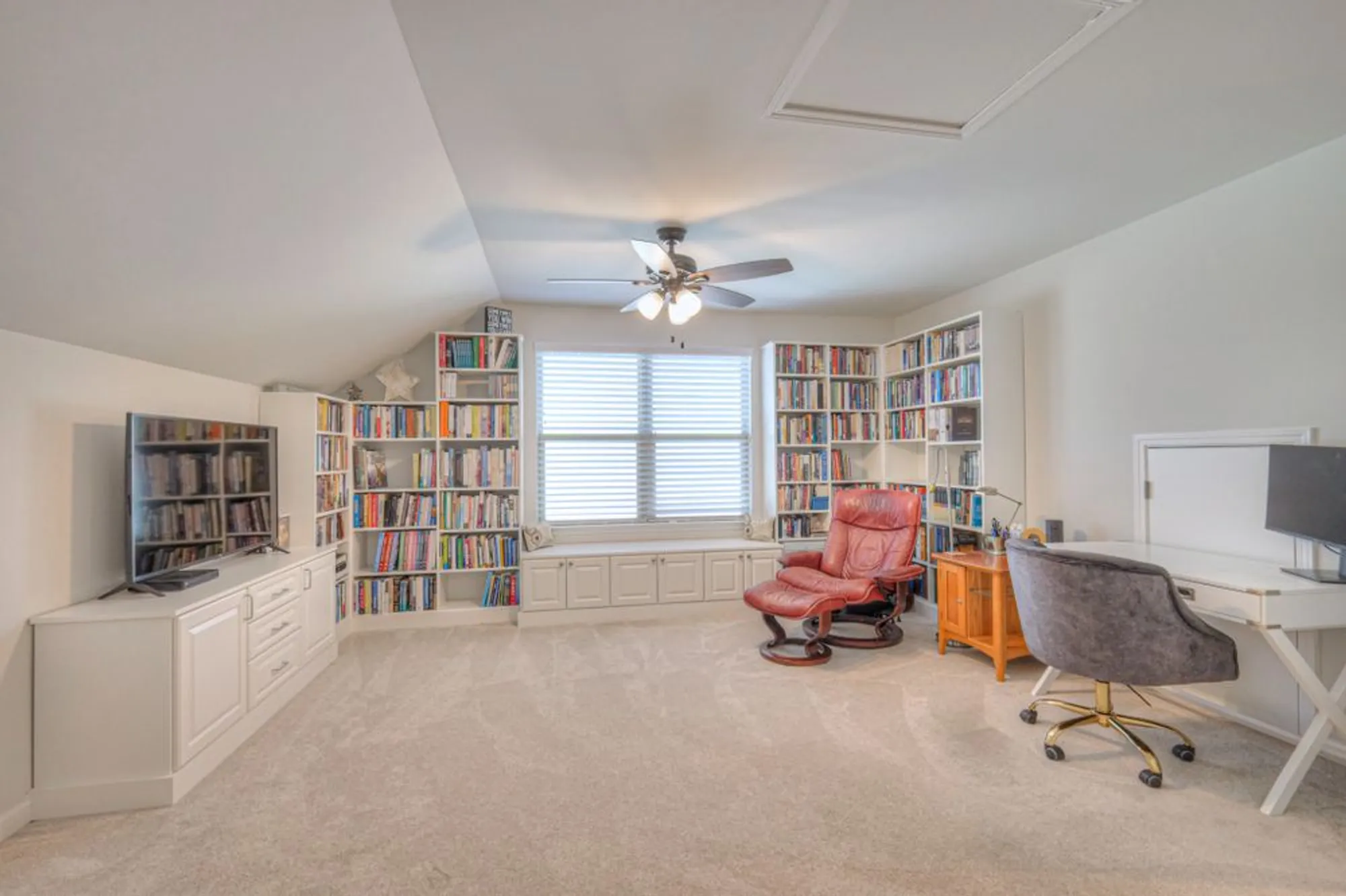 Property Slideshow image 53 of 74 | 2124 loudon hl, Spring Hill, TN, 37174