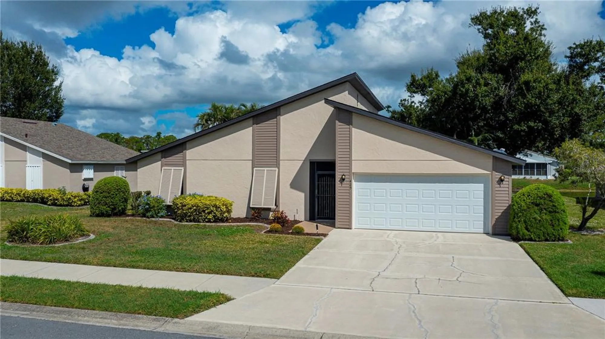 Property Slideshow image 57 of 58 | 425 cypress forest dr, Englewood, FL, 34223