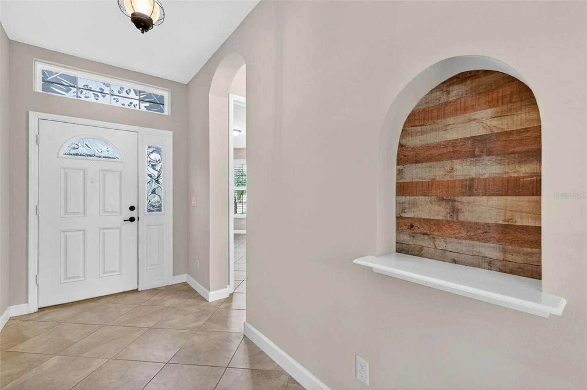 Property Slideshow image 4 of 77 | 8852 bridgeport bay cir, Mount Dora, FL, 32757