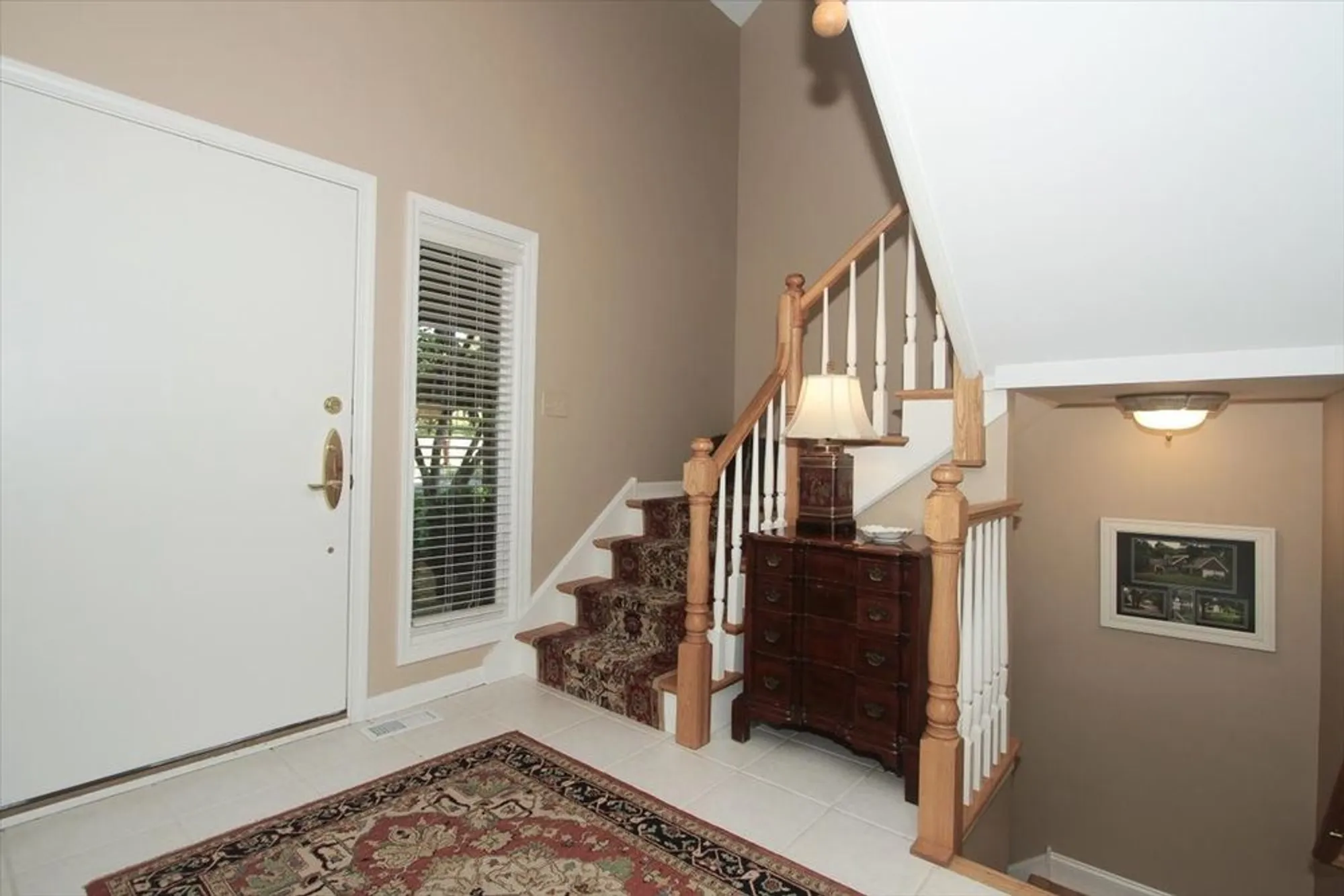 Property Slideshow image 6 of 54 | 660 old barn rd # f-24, Lake Barrington, IL, 60010