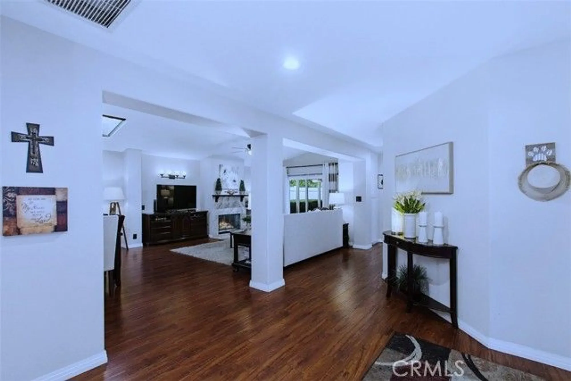 Property Slideshow image 4 of 45 | 40442 via amapola, Murrieta, CA, 92562