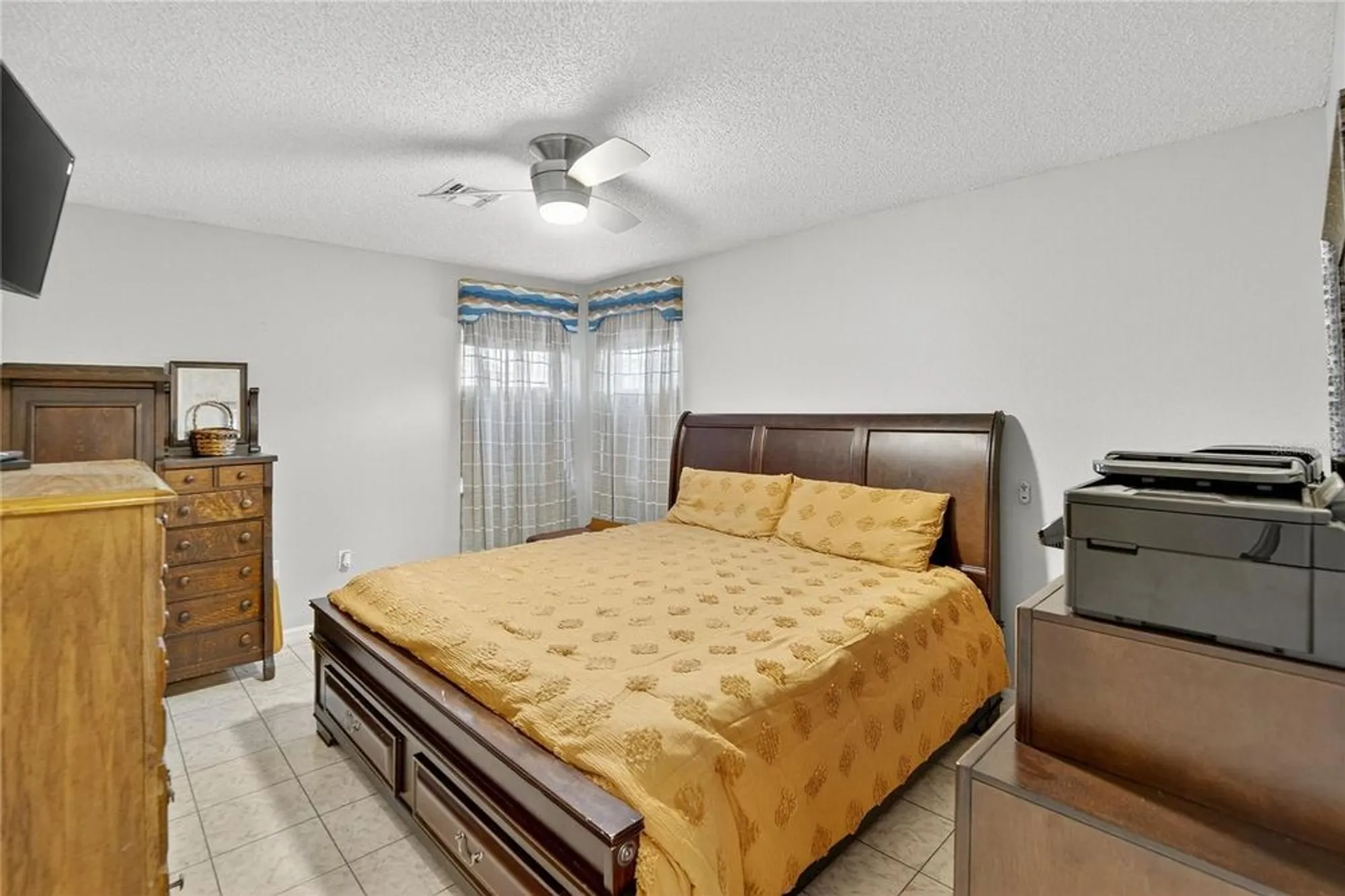 Property Slideshow image 21 of 71 | 6132 magpie dr, Lakeland, FL, 33809
