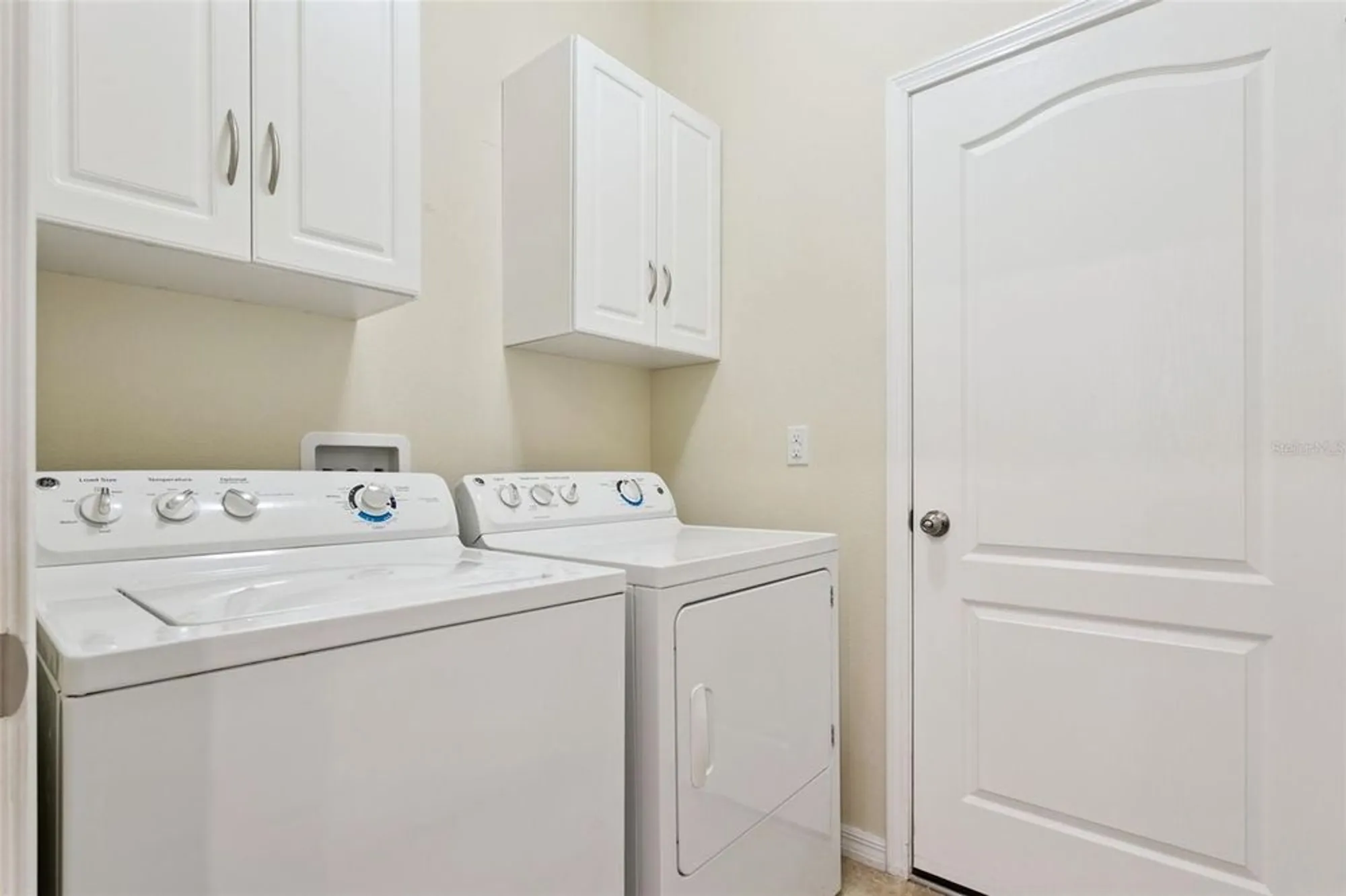Property Slideshow image 19 of 23 | 3613 solana cir b, Clermont, FL, 34711