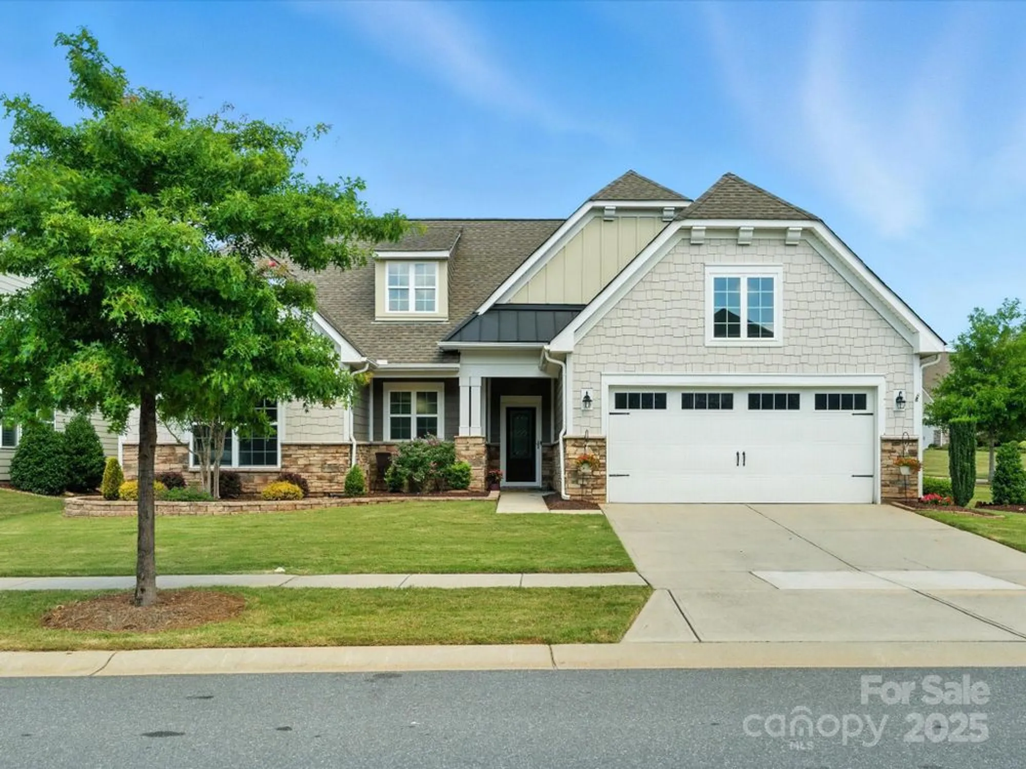 Property Slideshow image 1 of 45 | 2095 acadia falls ln, Lancaster, SC, 29720