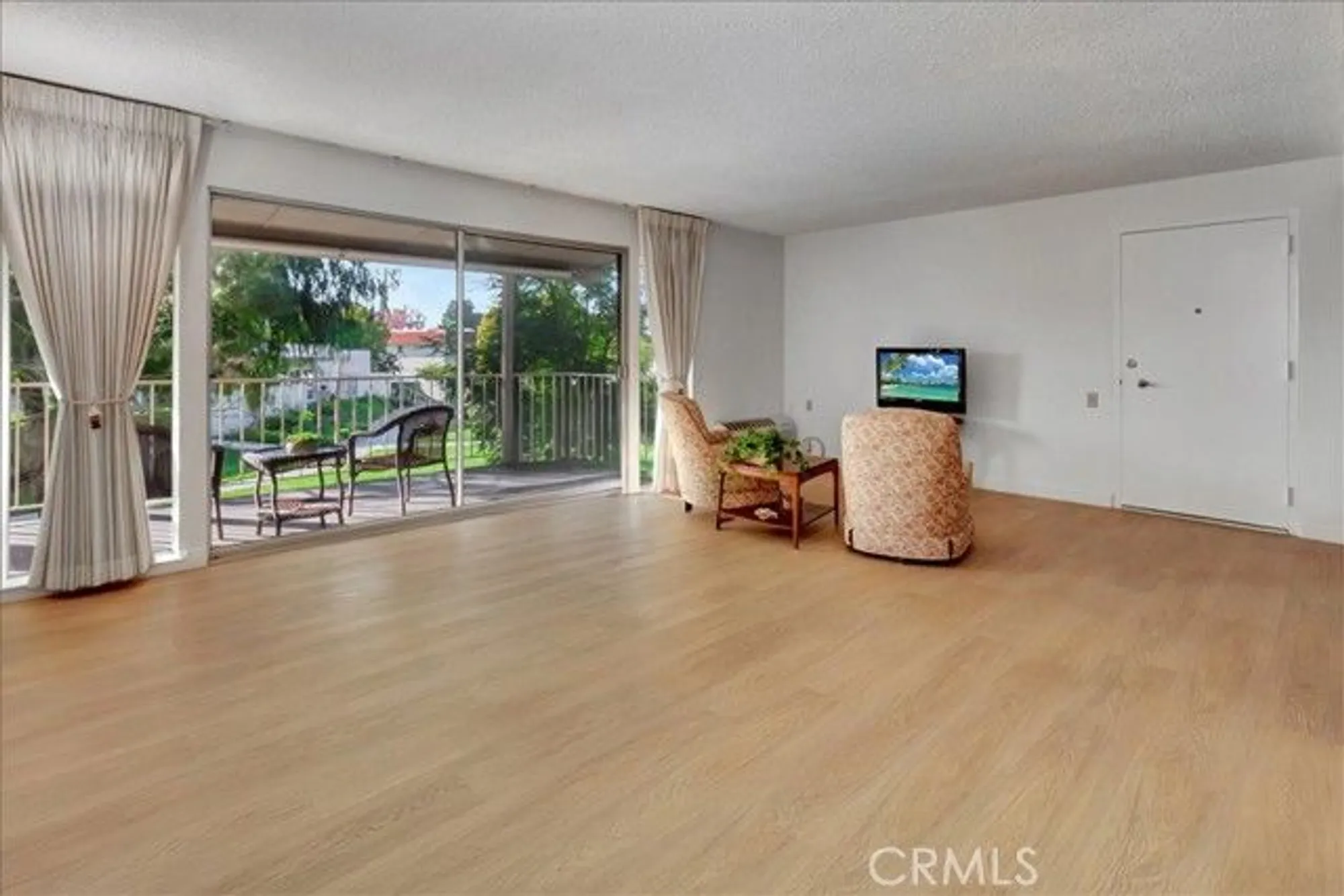 Property Slideshow image 4 of 17 | 271 avenida sevilla o, Laguna Woods, CA, 92637