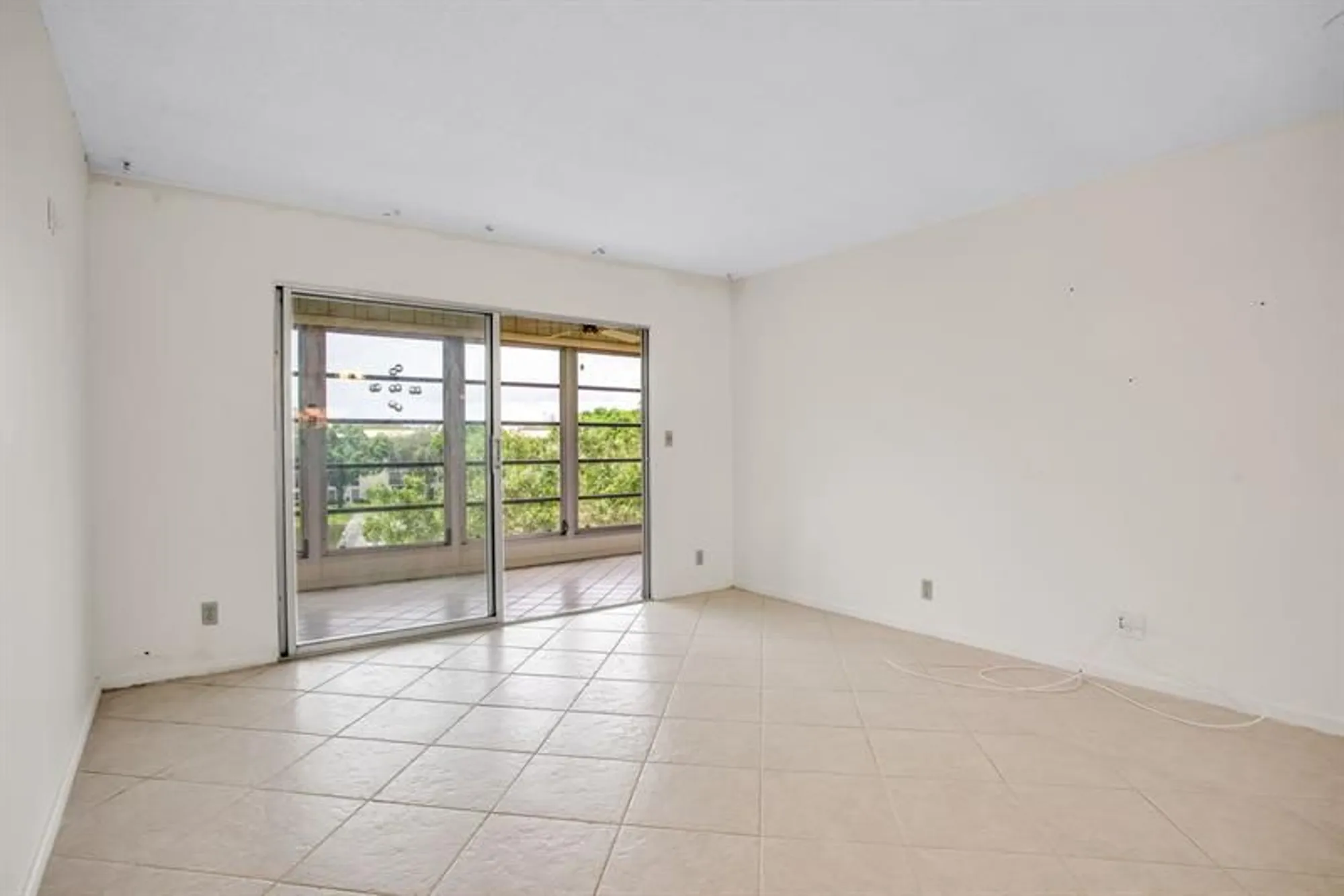 Property Slideshow image 12 of 28 | 2202 lucaya bnd d4, Coconut Creek, FL, 33066