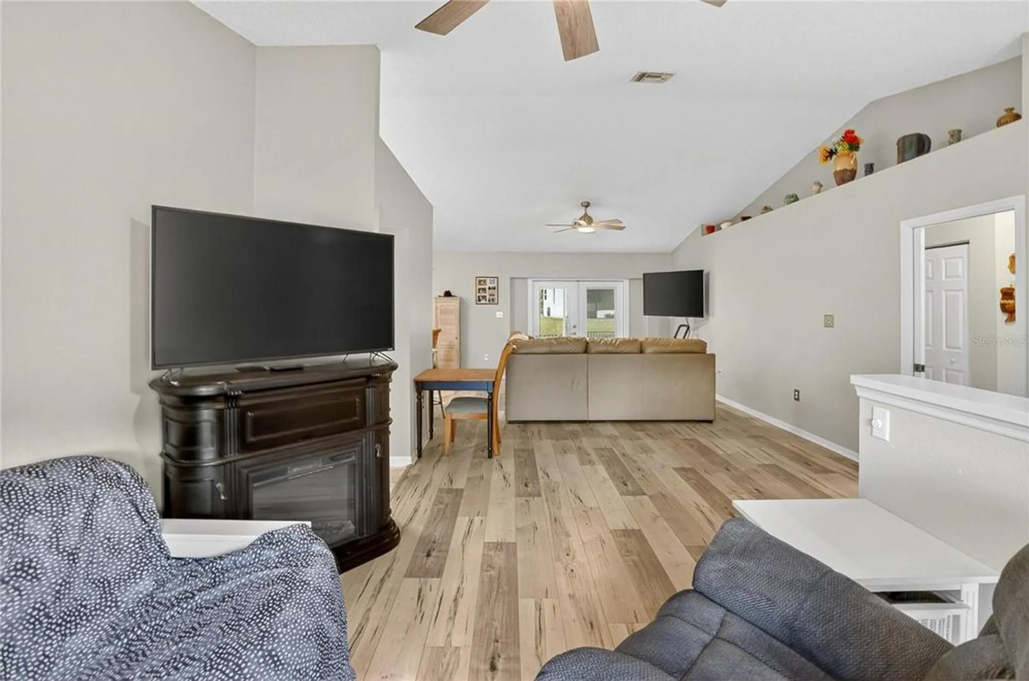 Property Slideshow image 18 of 71 | 6132 magpie dr, Lakeland, FL, 33809