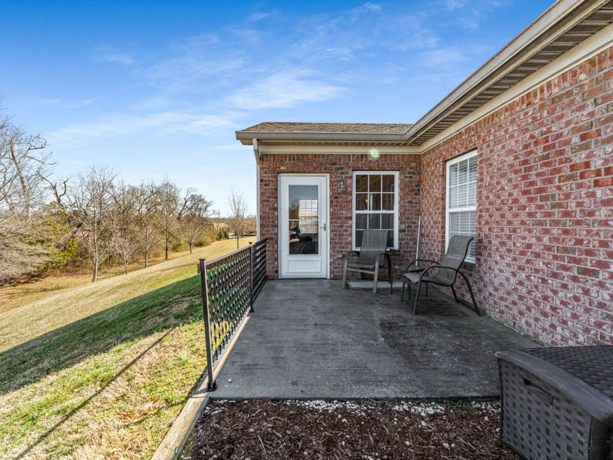 Property Slideshow image 40 of 47 | 215 wrennewood ln, Franklin, TN, 37064