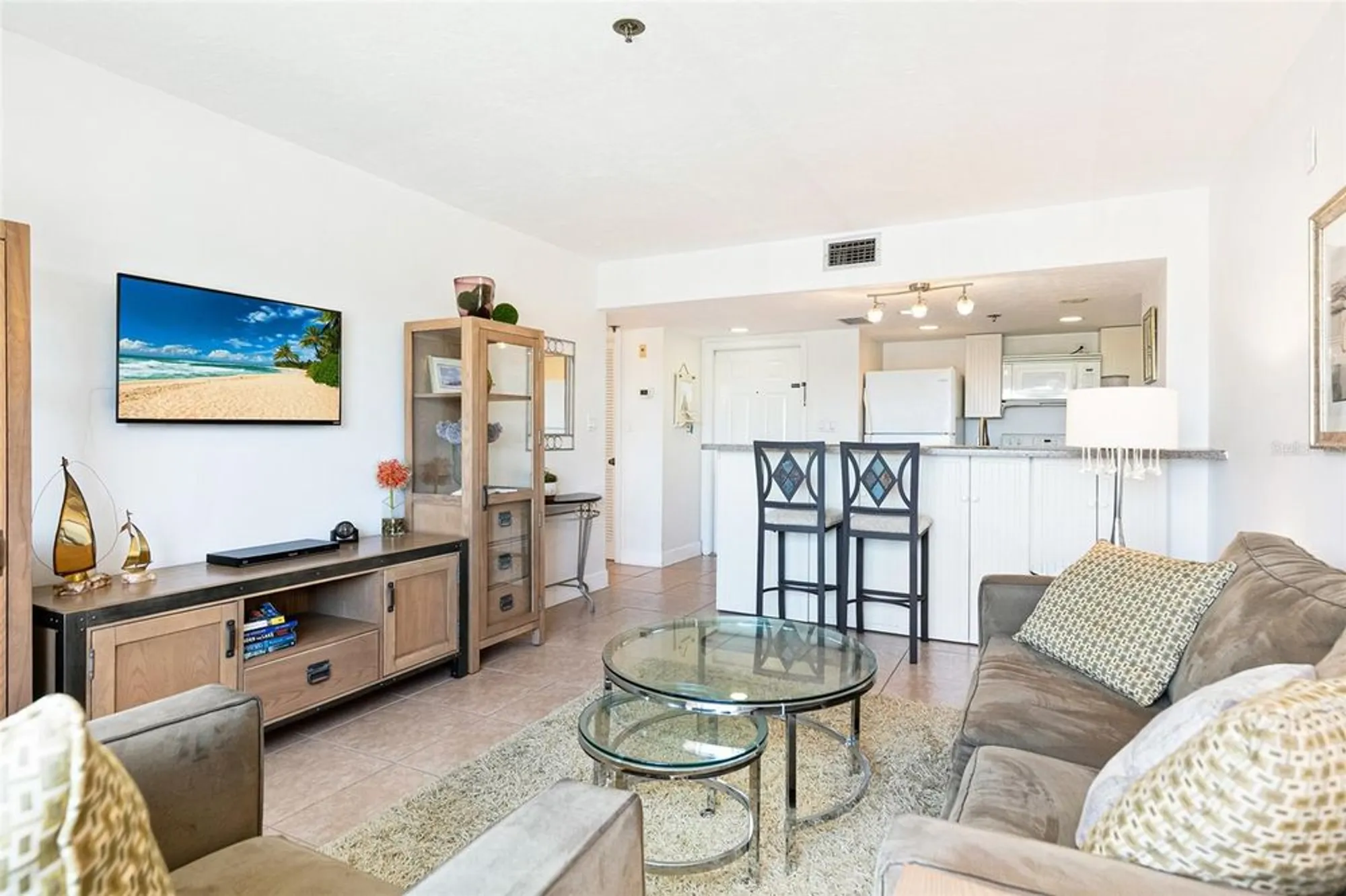 Property Slideshow image 8 of 33 | 3160 matecumbe key rd apt 233, Punta Gorda, FL, 33955