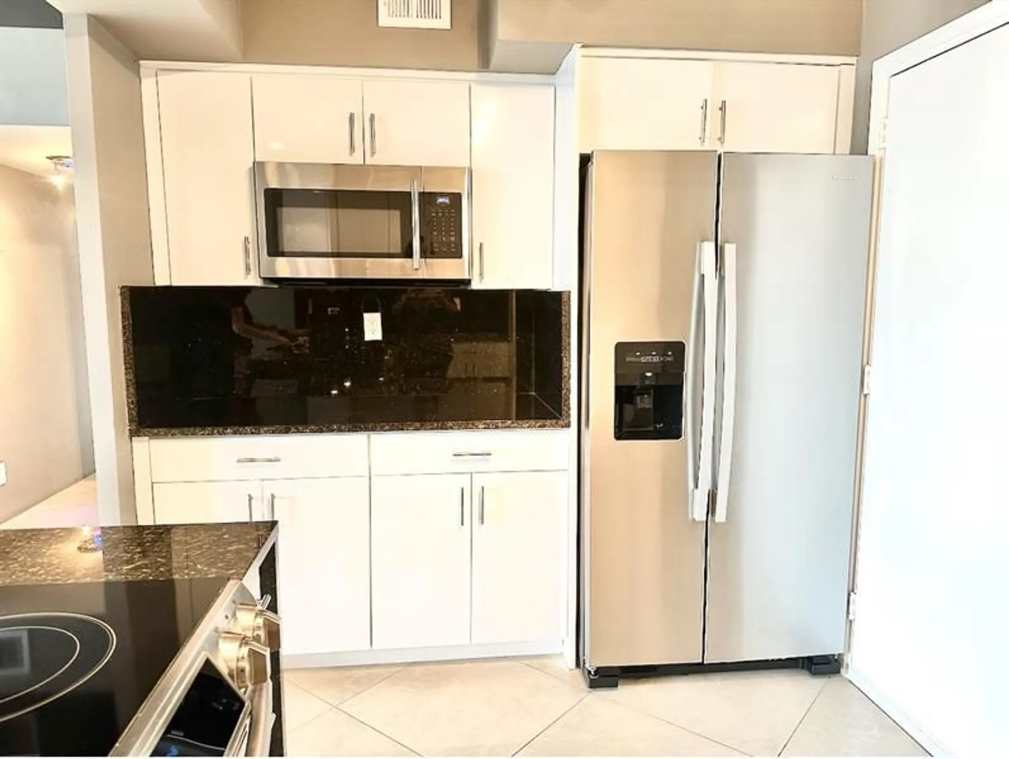 Property Slideshow image 12 of 39 | 3233 ne 34th st apt 1404, Fort Lauderdale, FL, 33308