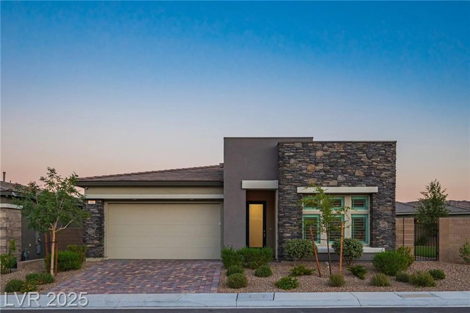 Property Slideshow image 61 of 92 | 936 mayfield manor ln, Las Vegas, NV, 89138