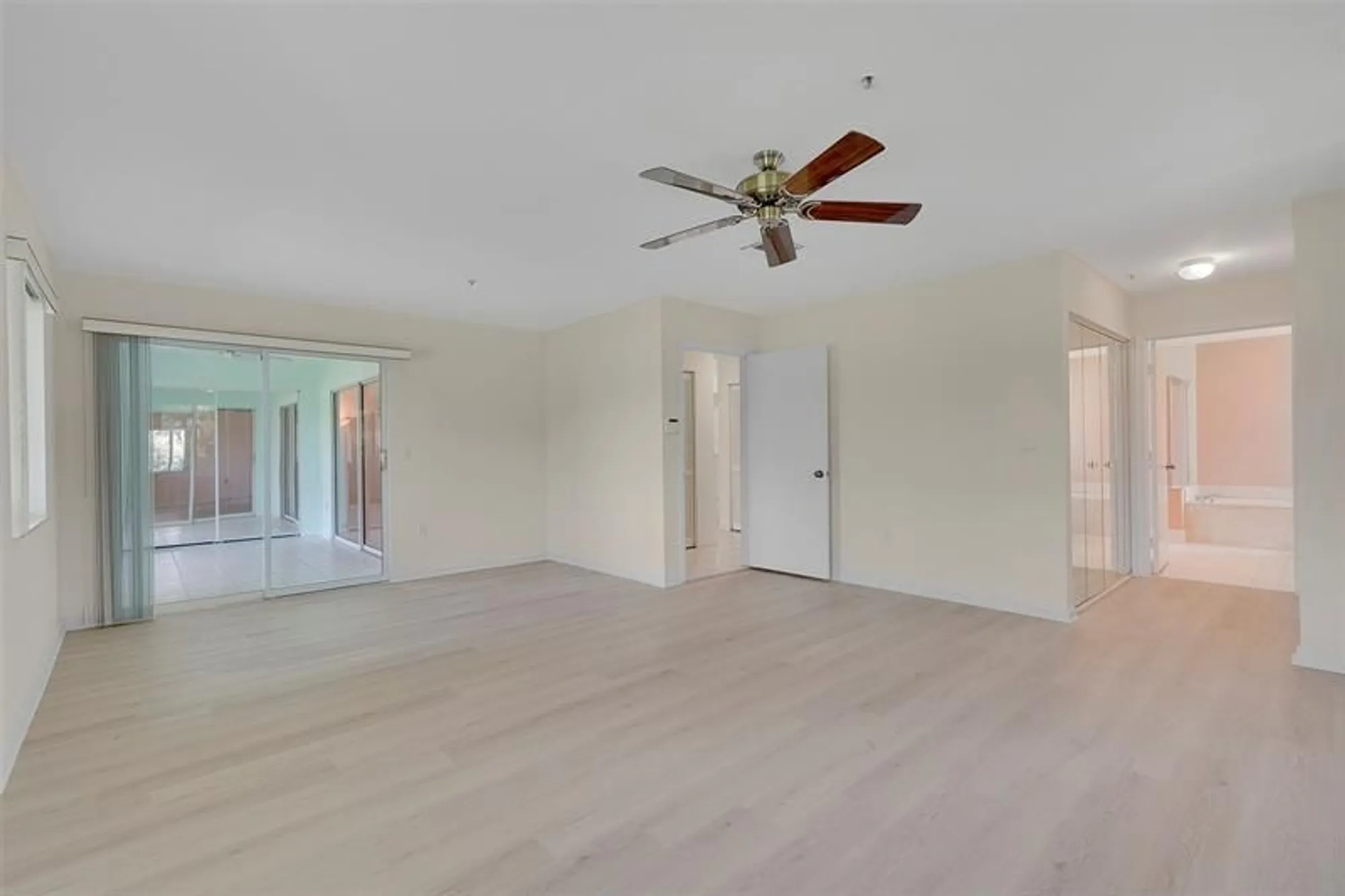 Property Slideshow image 29 of 36 | 5876 regal glen dr 201, Boynton Beach, FL, 33437