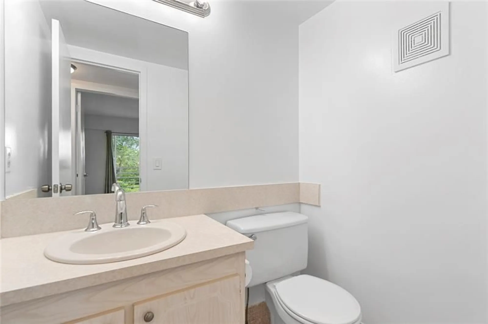 Property Slideshow image 21 of 26 | 410 fanshaw j # 410, Boca Raton, FL, 33434