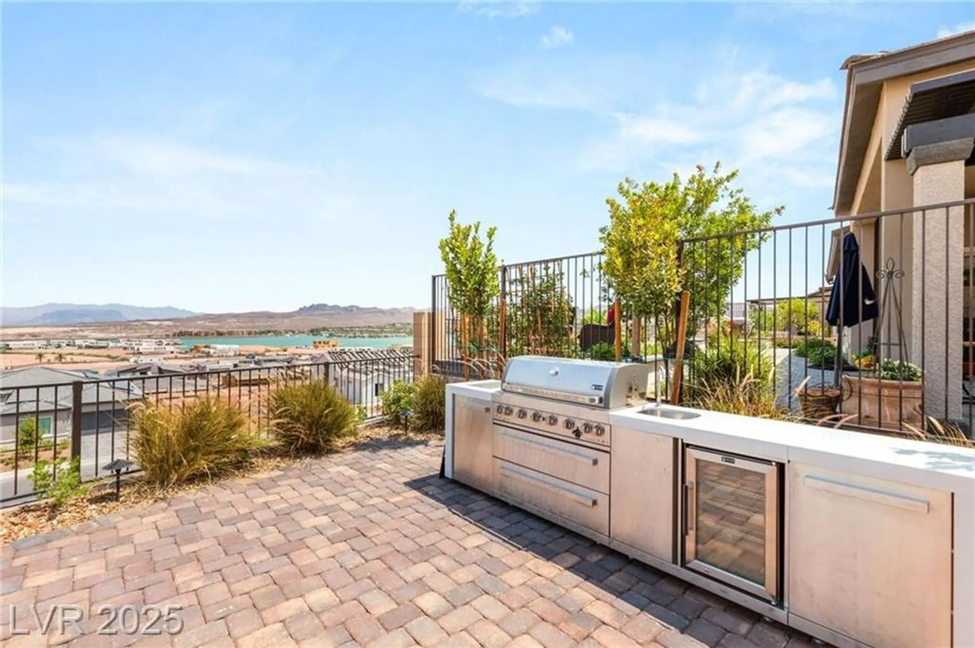Property Slideshow image 47 of 70 | 160 stone mesa ct, Henderson, NV, 89011