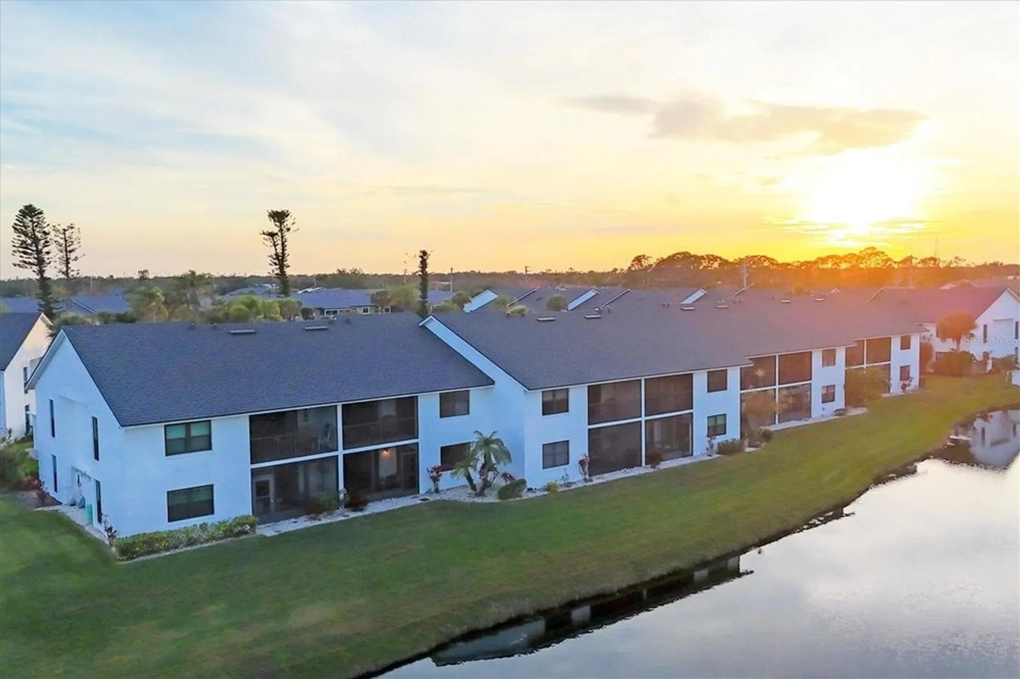 Property Slideshow image 28 of 33 | 1100 capri isles blvd apt 317, Venice, FL, 34292