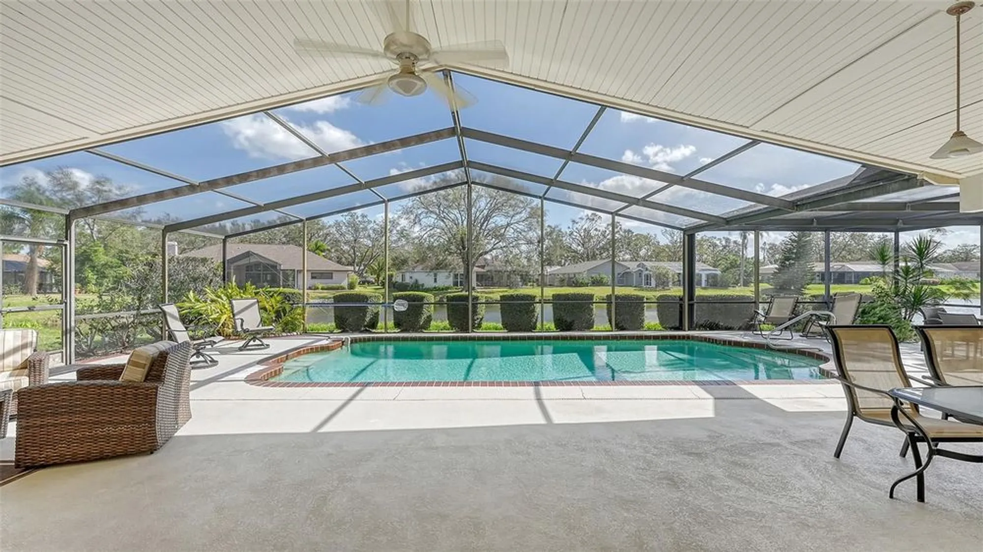 Property Slideshow image 9 of 87 | 5692 country lakes dr, Sarasota, FL, 34243
