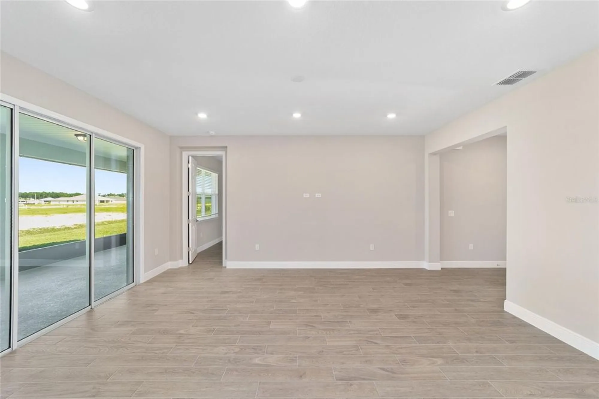 Property Slideshow image 13 of 38 | 10372 sw 105th ct, Ocala, FL, 34481