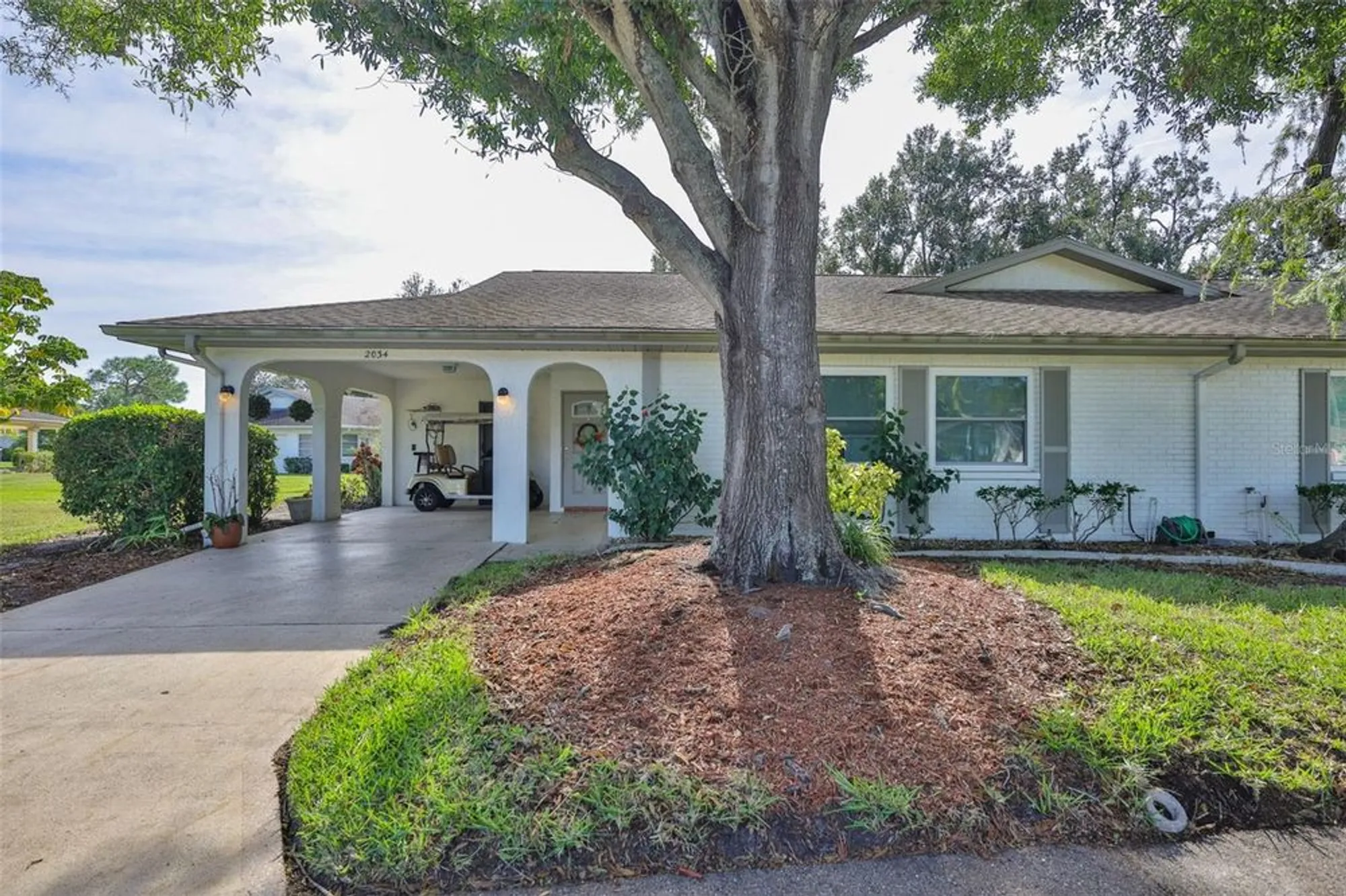 Property Slideshow image 2 of 94 | 2034 hawkhurst cir # 178, Sun City Center, FL, 33573