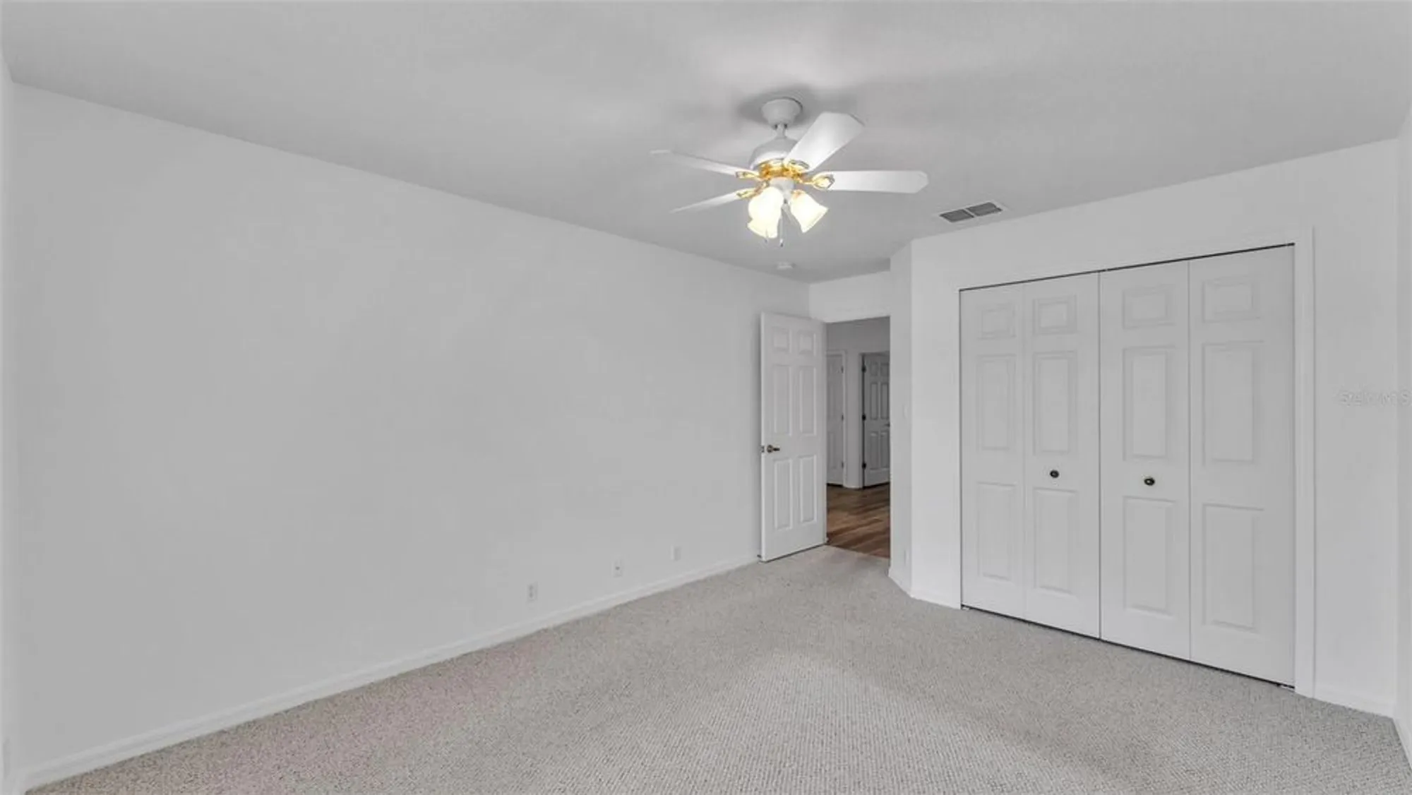 Property Slideshow image 29 of 37 | 4268 windchime ln, Lakeland, FL, 33811