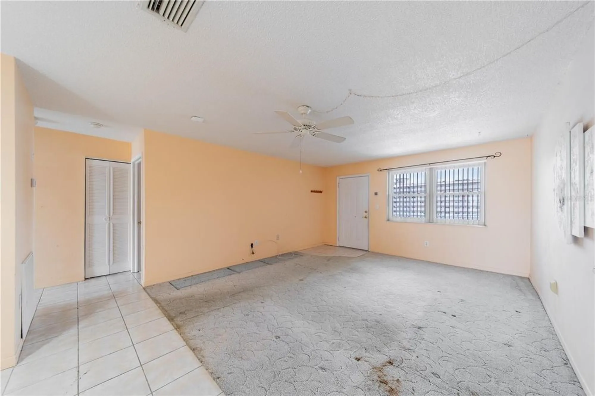 Property Slideshow image 7 of 30 | 5925 shore blvd 606, Gulfport, FL, 33707
