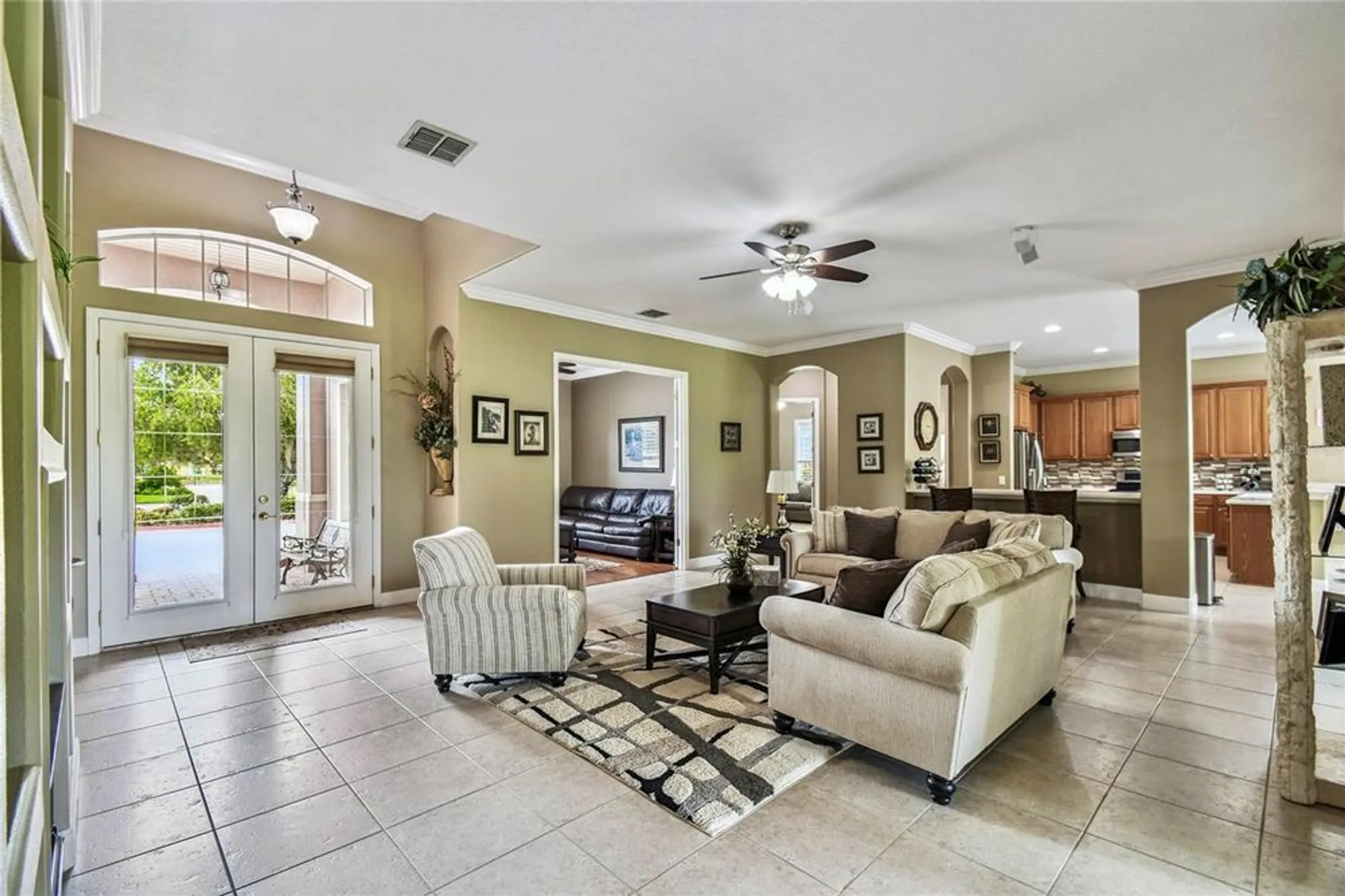 Property Slideshow image 6 of 56 | 542 viterra ct, Kissimmee, FL, 34759