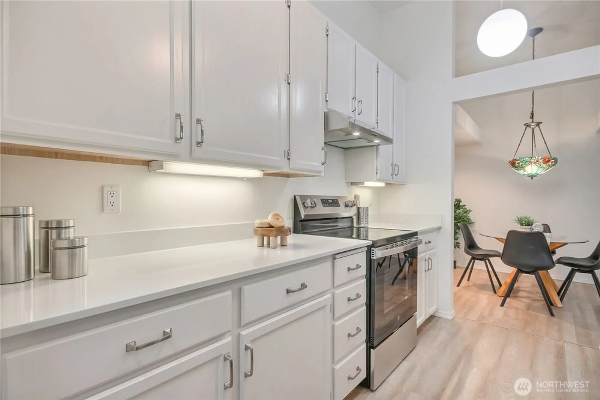 Property Slideshow image 7 of 38 | 4228 221st pl se # 1083, Issaquah, WA, 98029