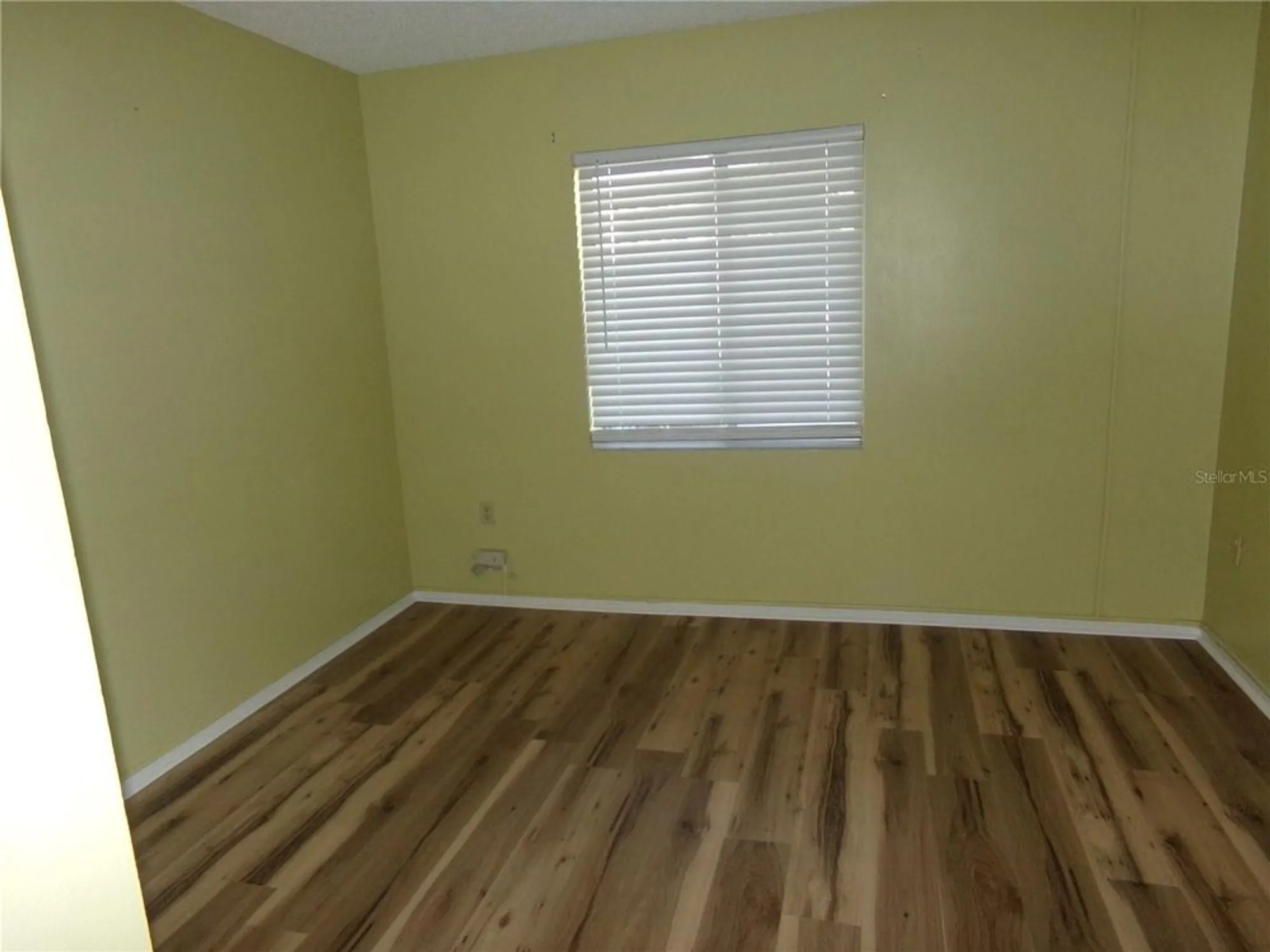 Property Slideshow image 22 of 33 | 4111 heron way # 103, Bradenton, FL, 34205