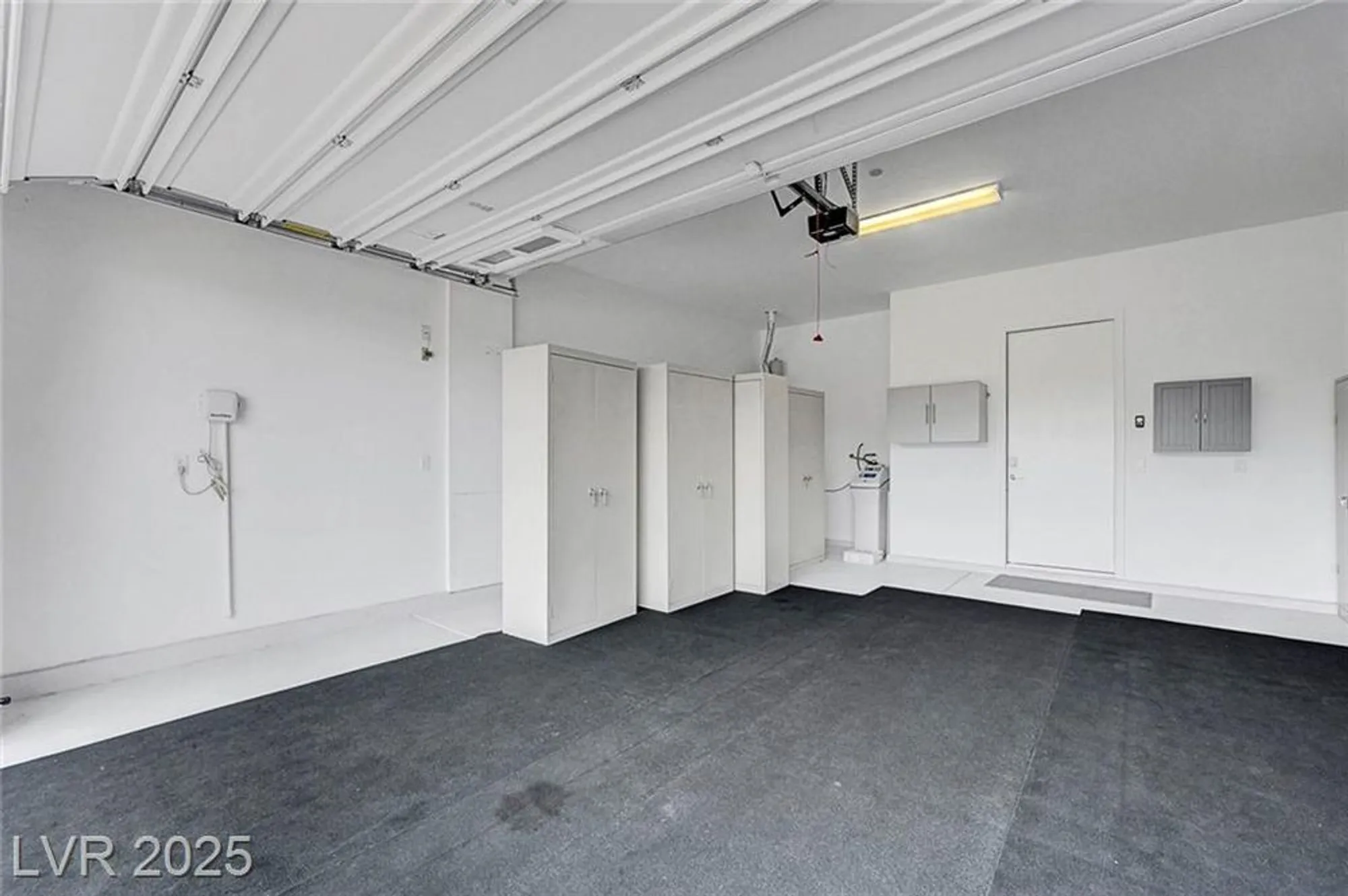 Property Slideshow image 43 of 44 | 977 edinburgh fields ct, Las Vegas, NV, 89138