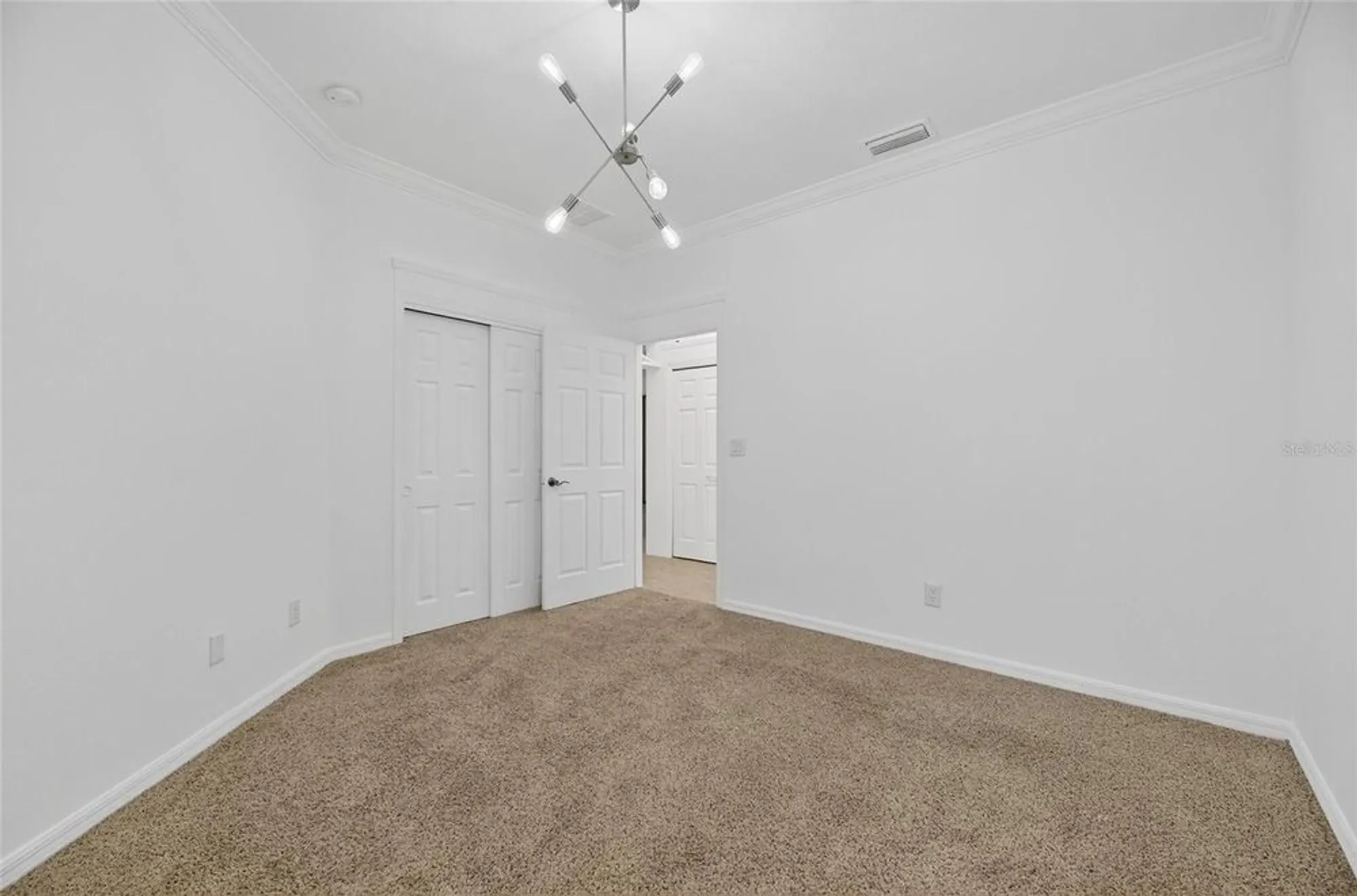 Property Slideshow image 28 of 36 | 329 seneca falls dr, Apollo Beach, FL, 33572