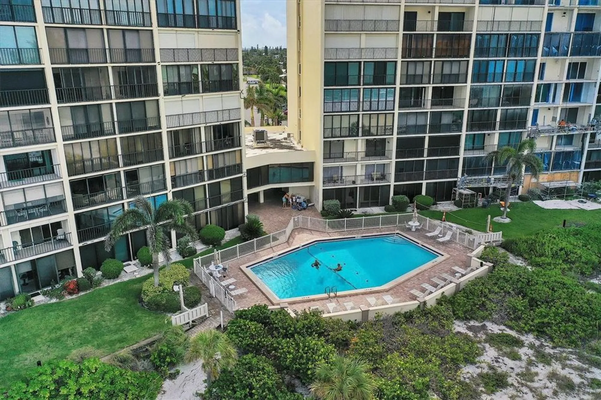 Property Slideshow image 42 of 53 | 101 whispering sands dr apt 205, Sarasota, FL, 34242