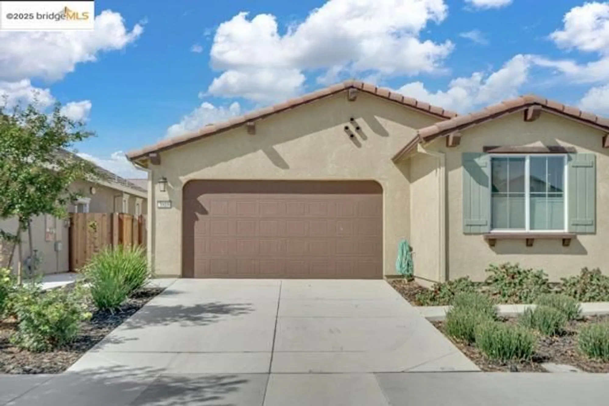 Property Slideshow image 3 of 27 | 2323 espana ln, Rio Vista, CA, 94571