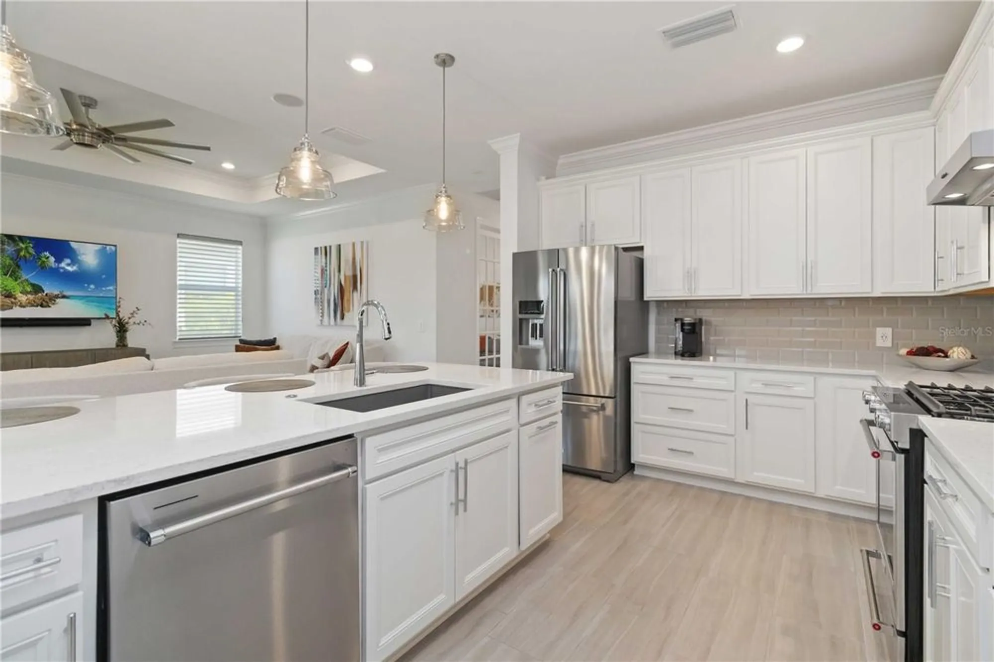 Property Slideshow image 20 of 79 | 7758 summerland cv, Bradenton, FL, 34202