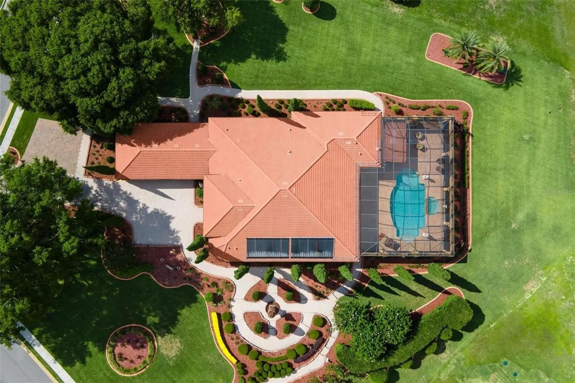 Property Slideshow image 5 of 82 | 5235 greens dr, Lady Lake, FL, 32159