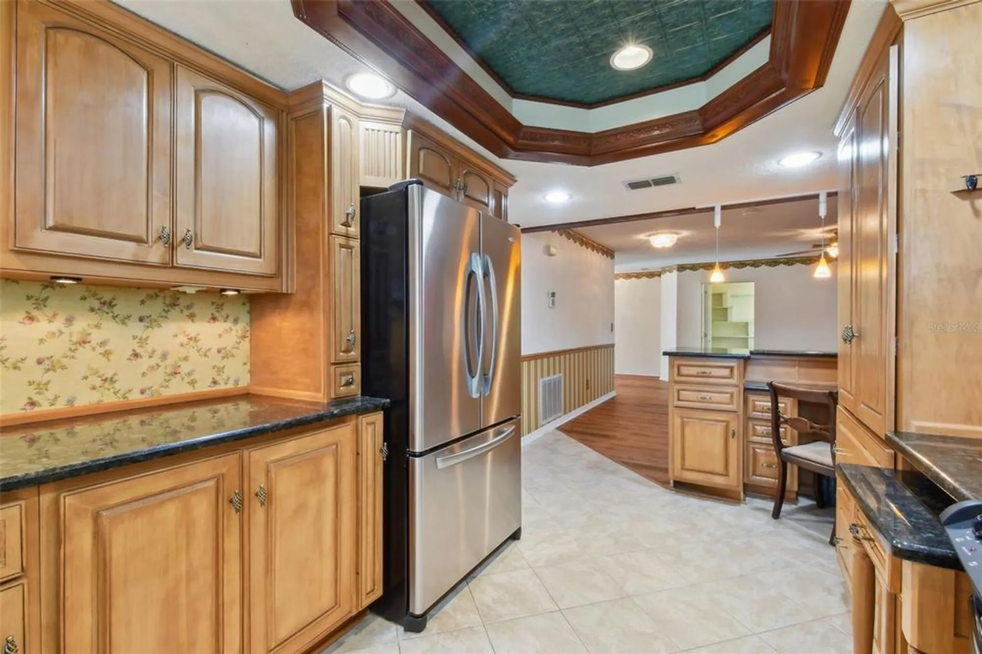 Property Slideshow image 9 of 28 | 912 e del webb blvd, Sun City Center, FL, 33573