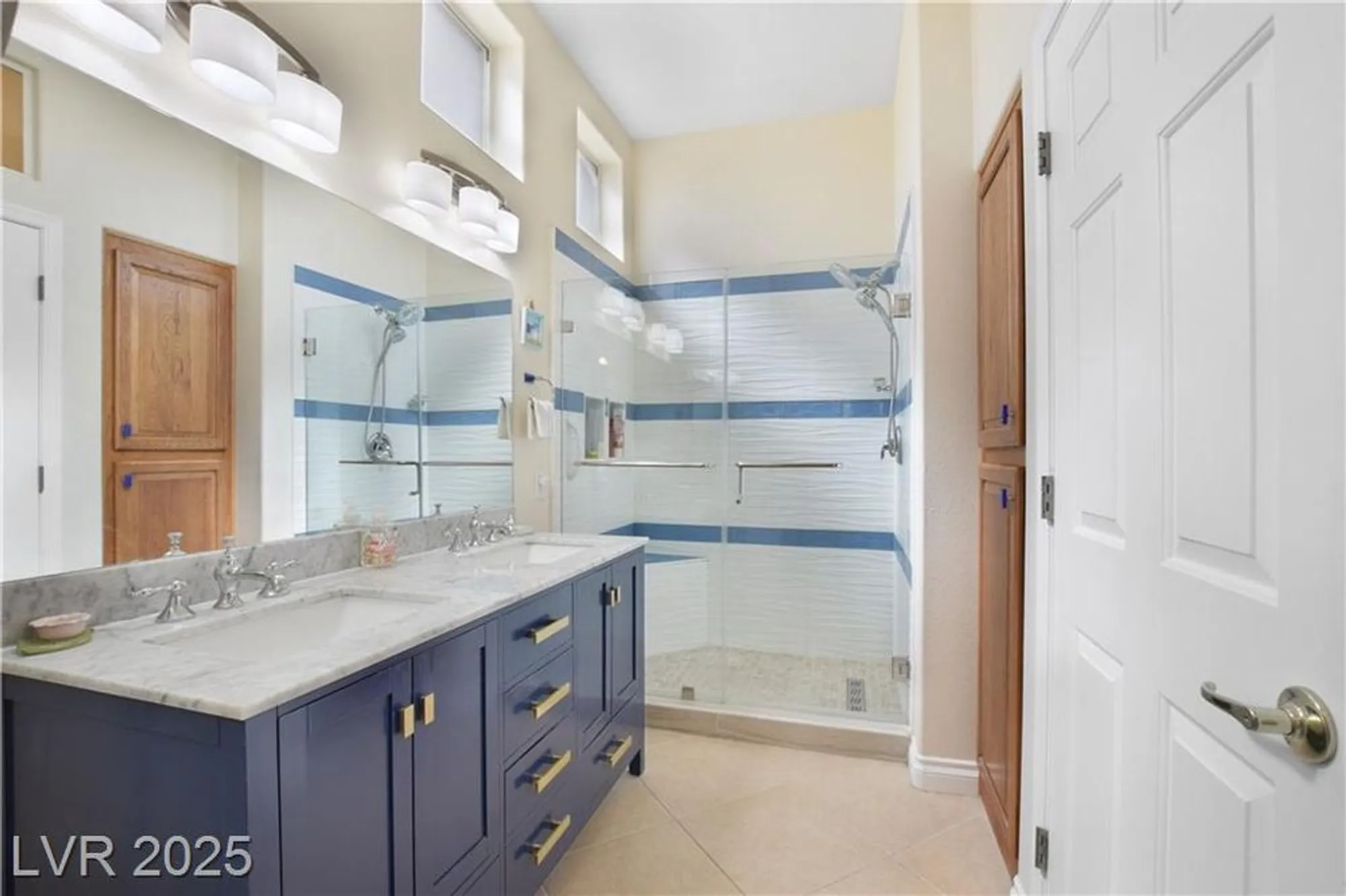 Property Slideshow image 21 of 40 | 2332 rumriver st, Las Vegas, NV, 89134