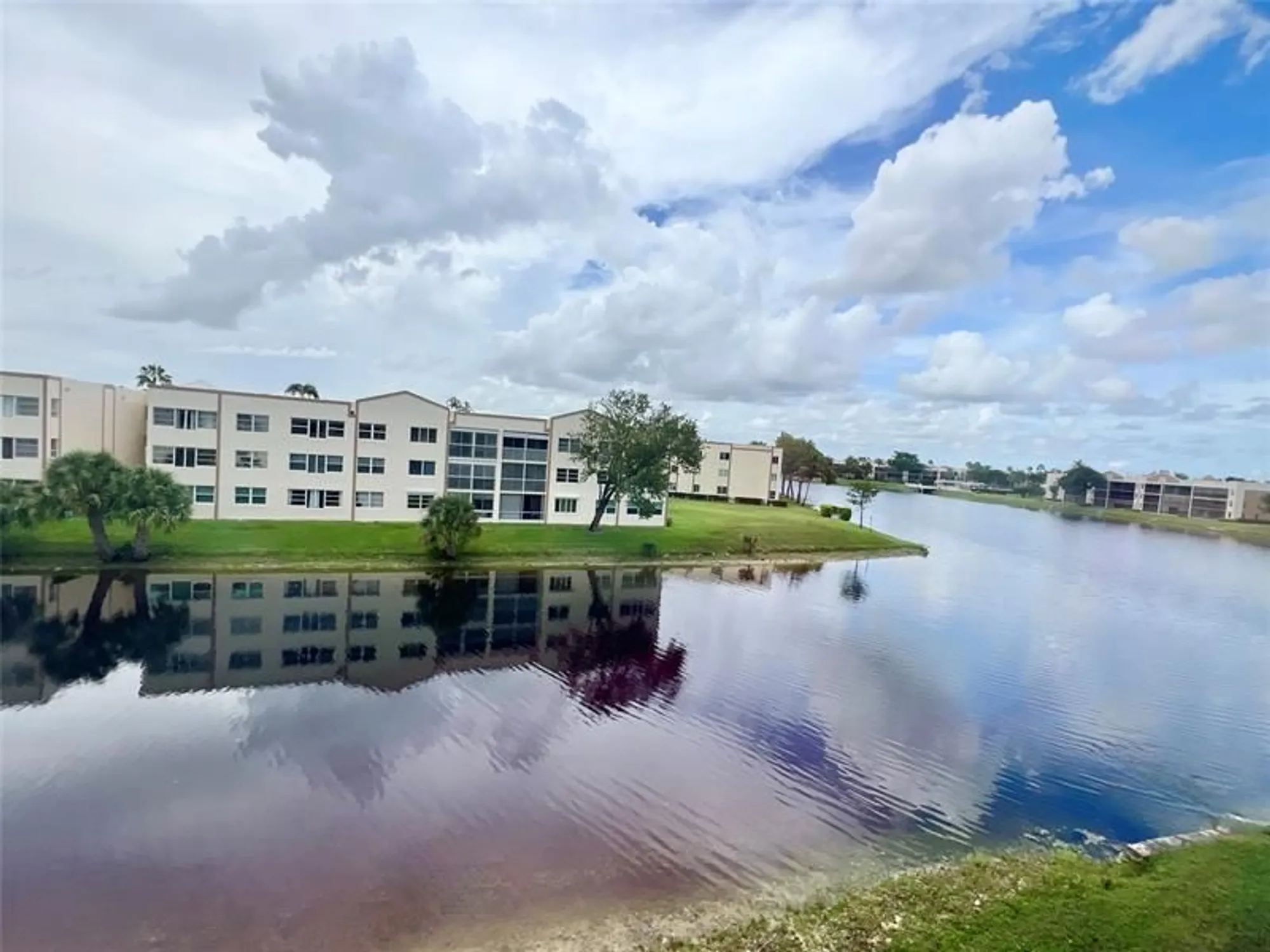 Property Slideshow image 20 of 21 | 10842 w clairmont cir # 310, Tamarac, FL, 33321