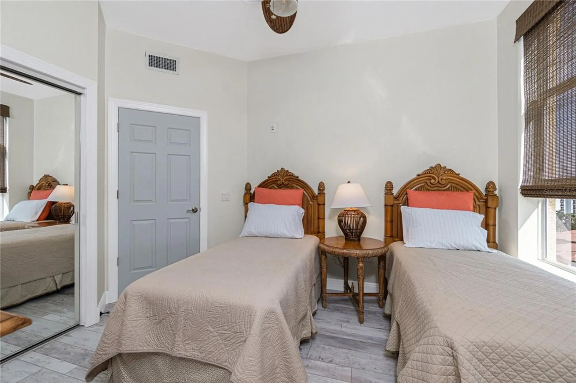 Property Slideshow image 36 of 65 | 3313 sunset key cir 701, Punta Gorda, FL, 33955
