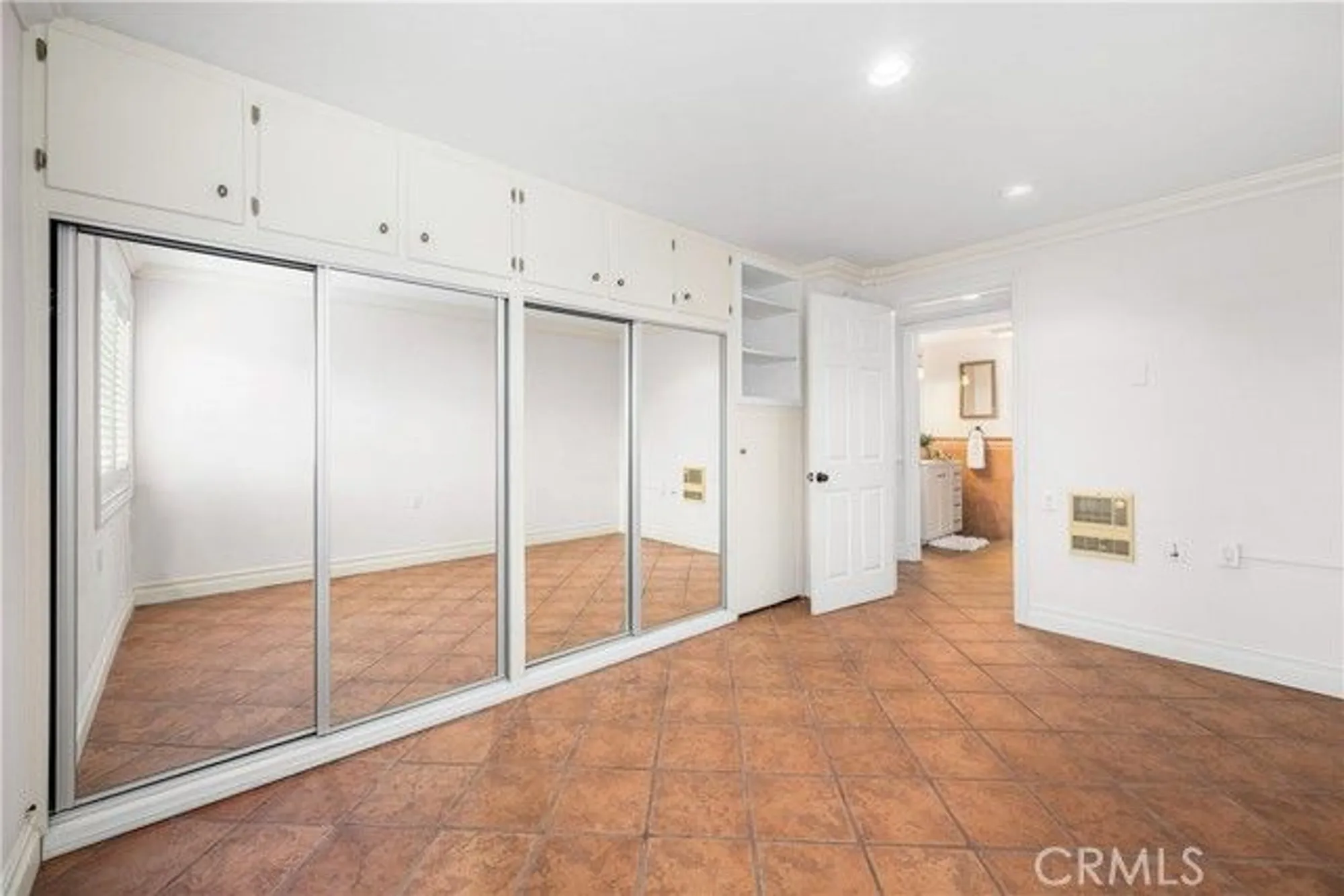 Property Slideshow image 32 of 43 | 1920 mckinney way apt 17a, Seal Beach, CA, 90740