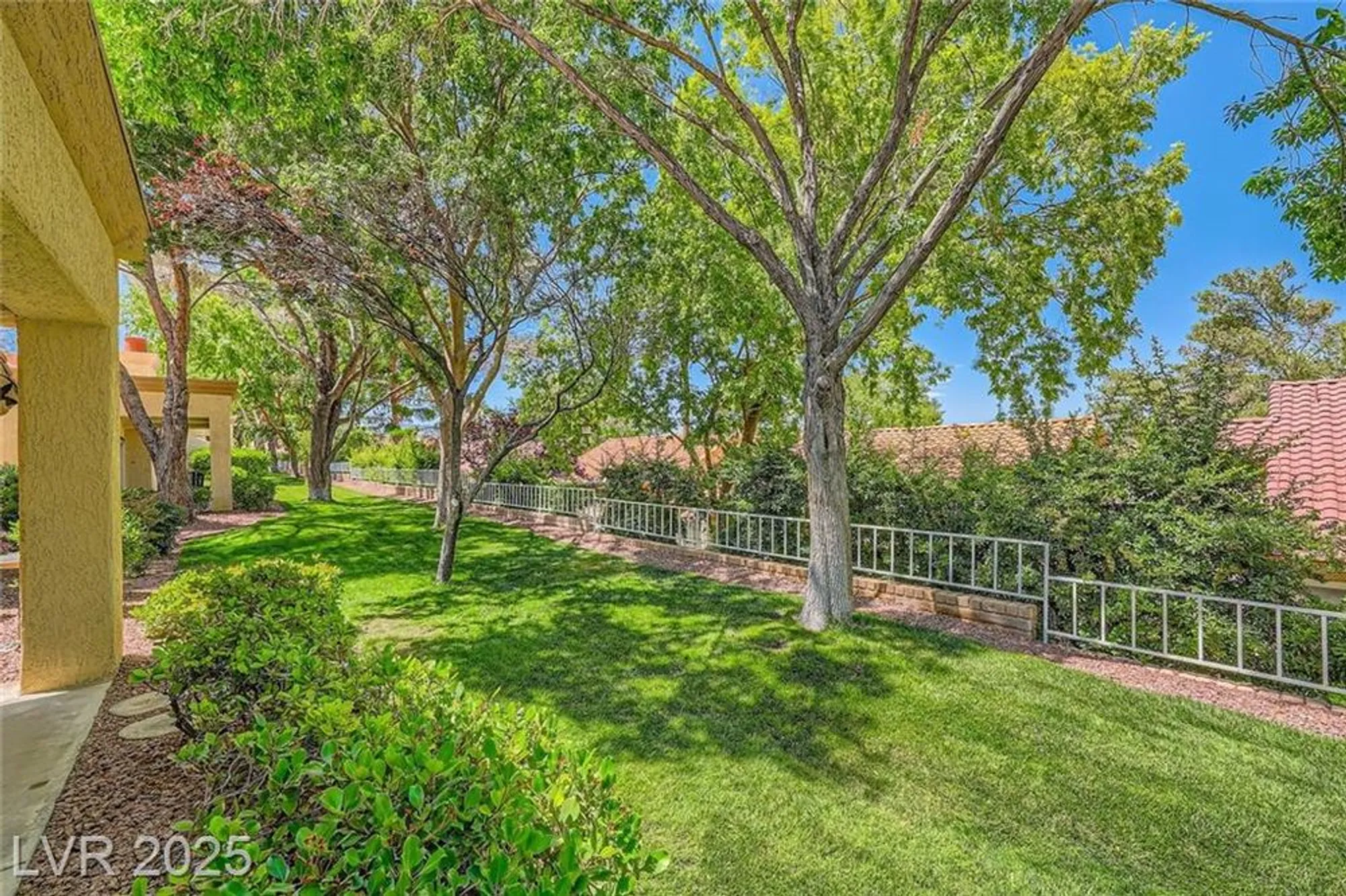 Property Slideshow image 41 of 53 | 9024 starmount dr, Las Vegas, NV, 89134