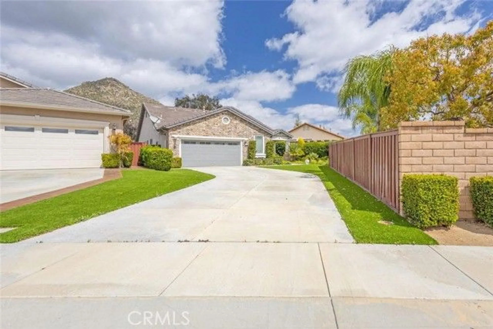 Property Slideshow image 2 of 48 | 7692 dutra dr, Hemet, CA, 92545