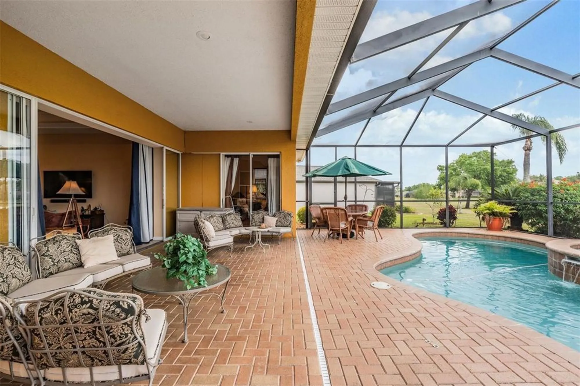 Property Slideshow image 22 of 49 | 13514 thoroughbred dr, Dade City, FL, 33525