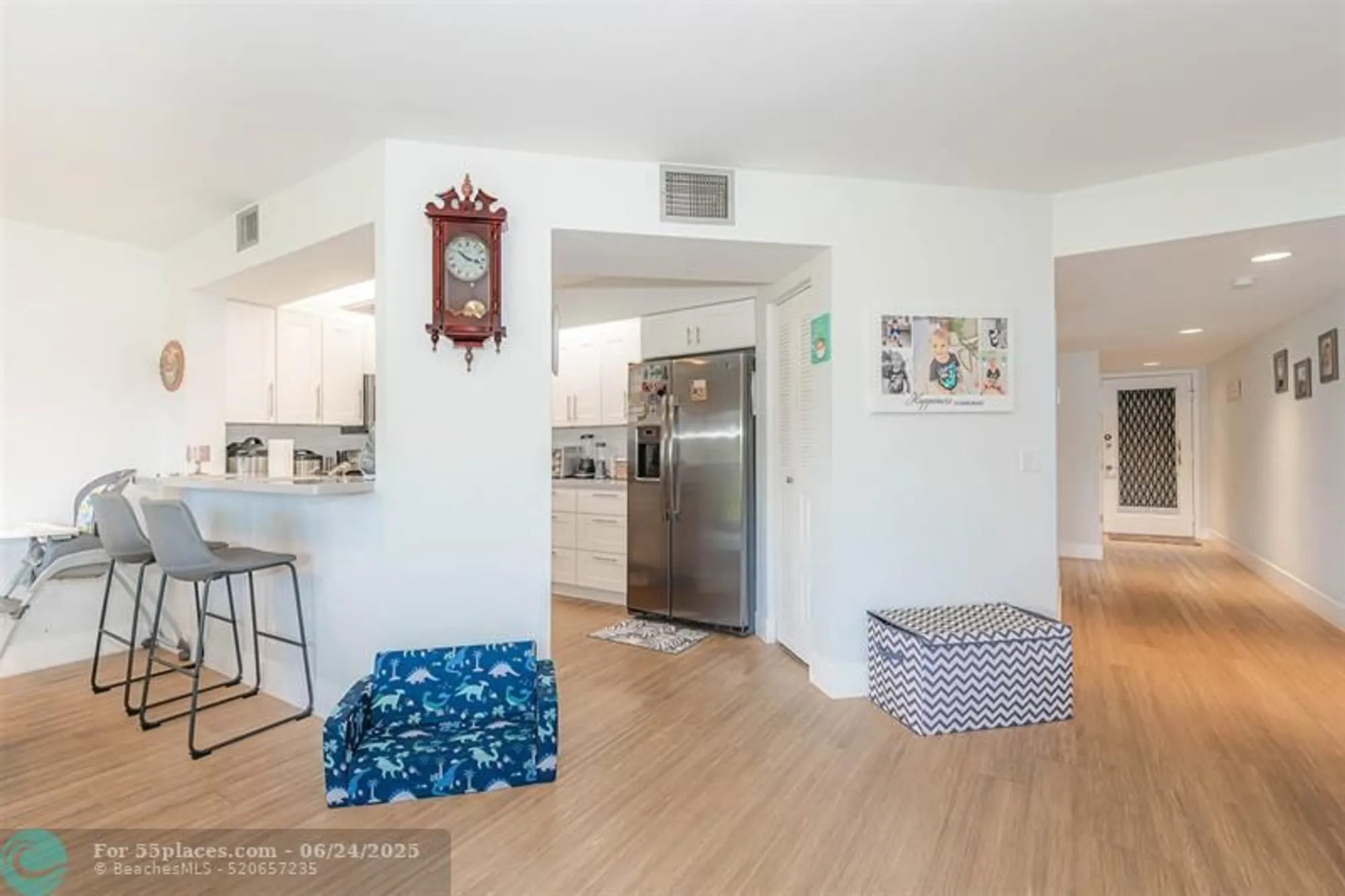 Property Slideshow image 16 of 33 | 701 sw 128th ave f304, Pembroke Pines, FL, 33027